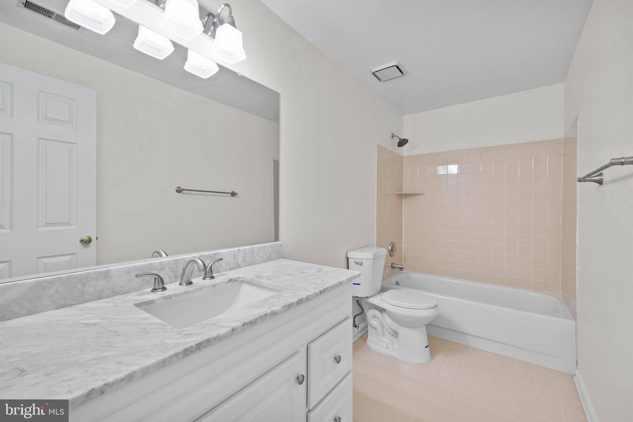 GREAT FALLS OVERLOOK - Residential