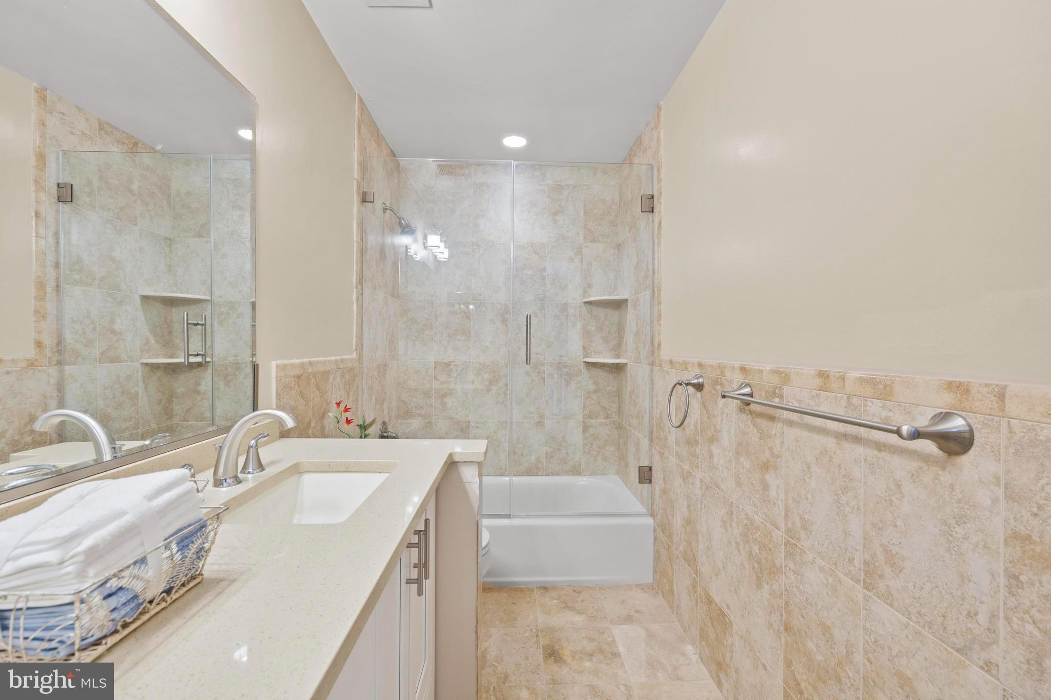 GREAT FALLS OVERLOOK - Residential