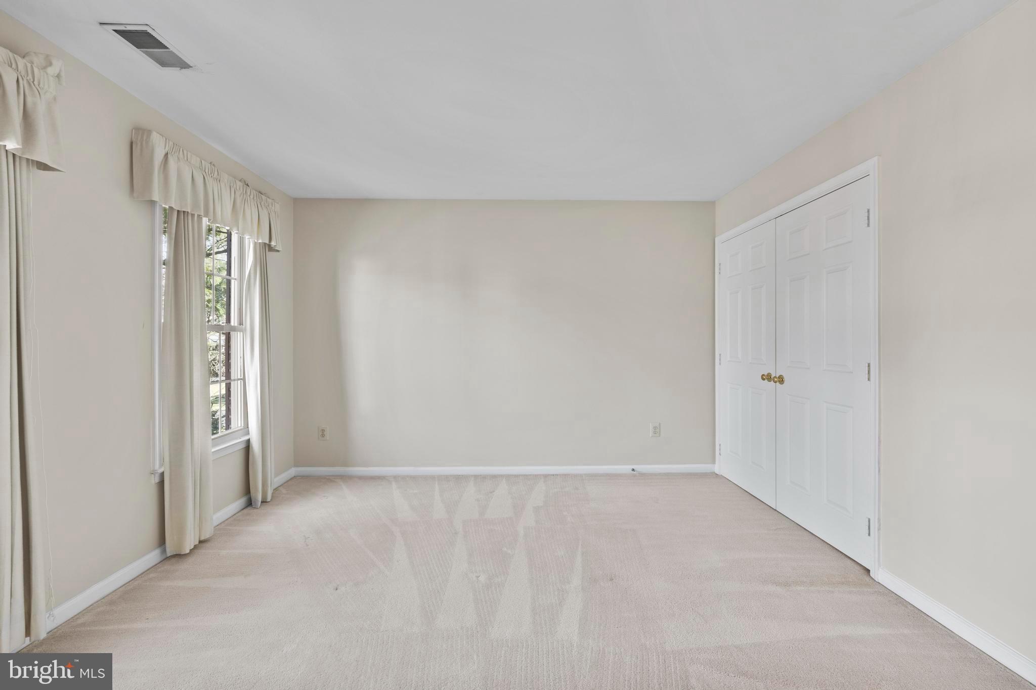 GREAT FALLS OVERLOOK - Residential