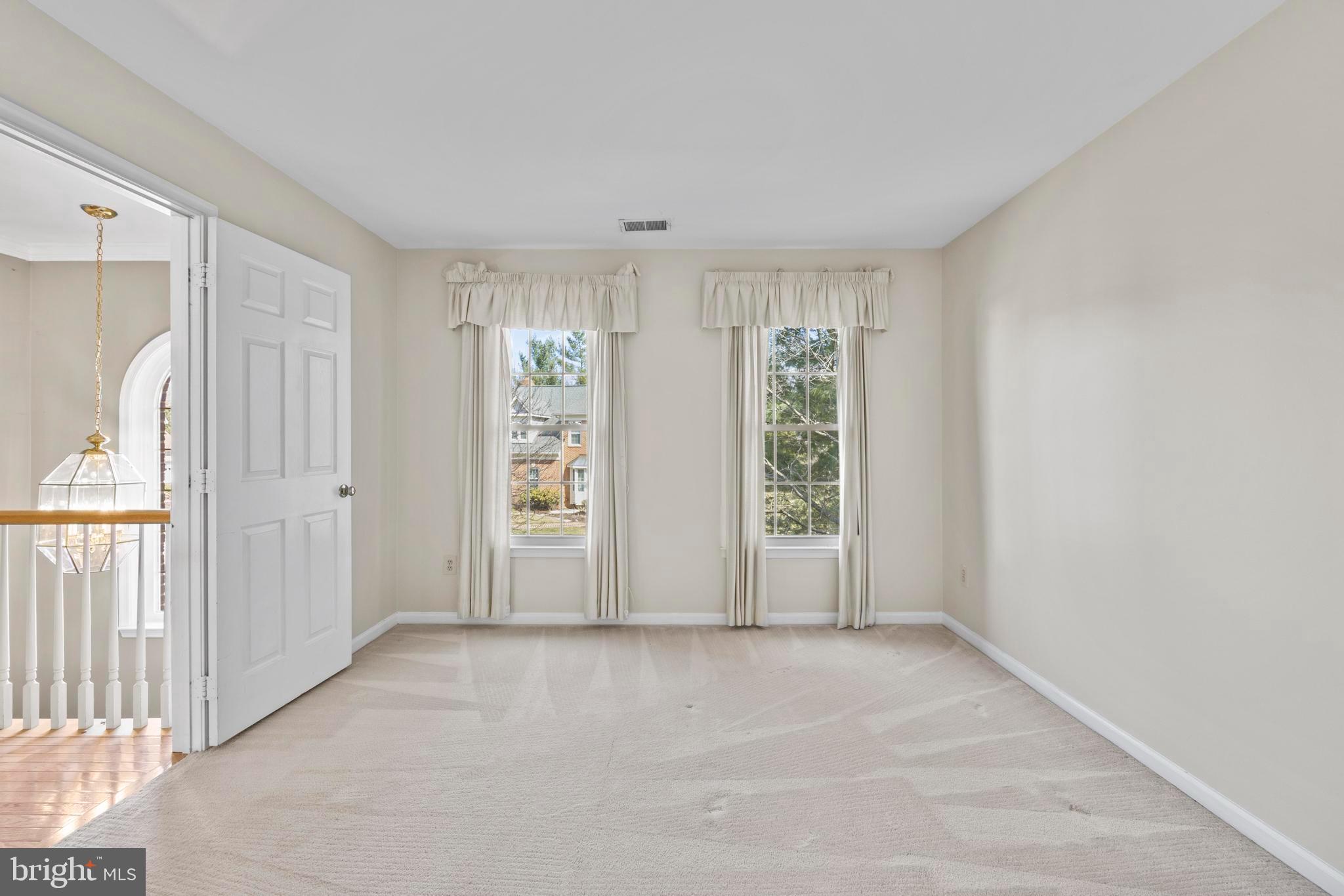 GREAT FALLS OVERLOOK - Residential