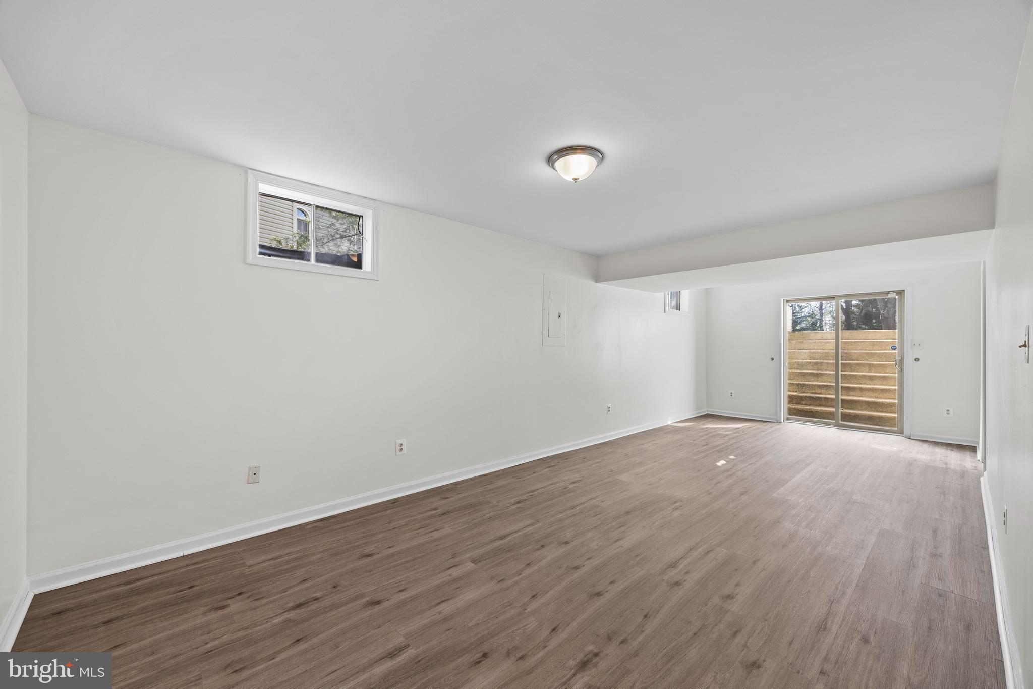 GREAT FALLS OVERLOOK - Residential