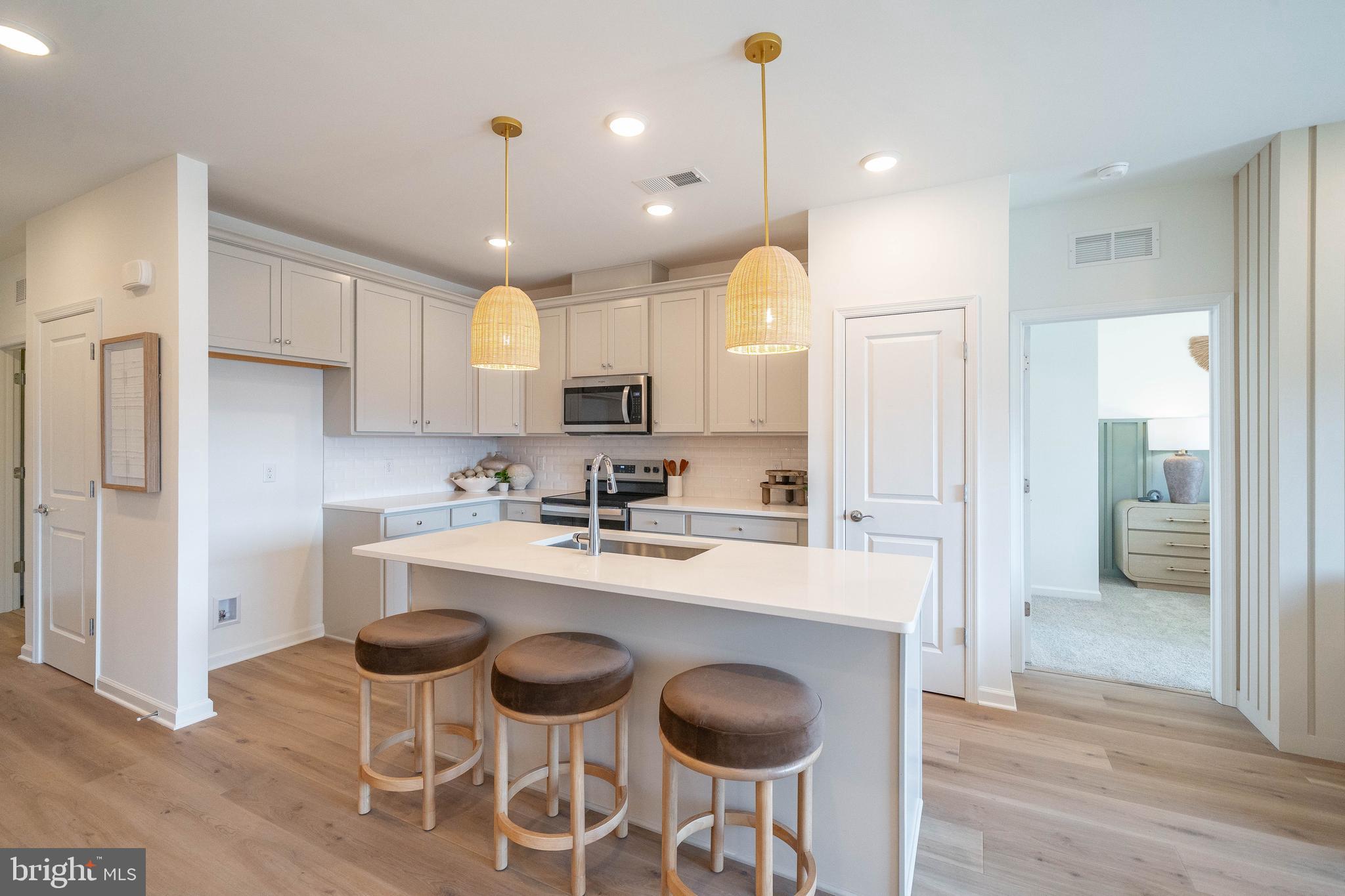 431 WASHINGTON STREET 2303 HAMILTON