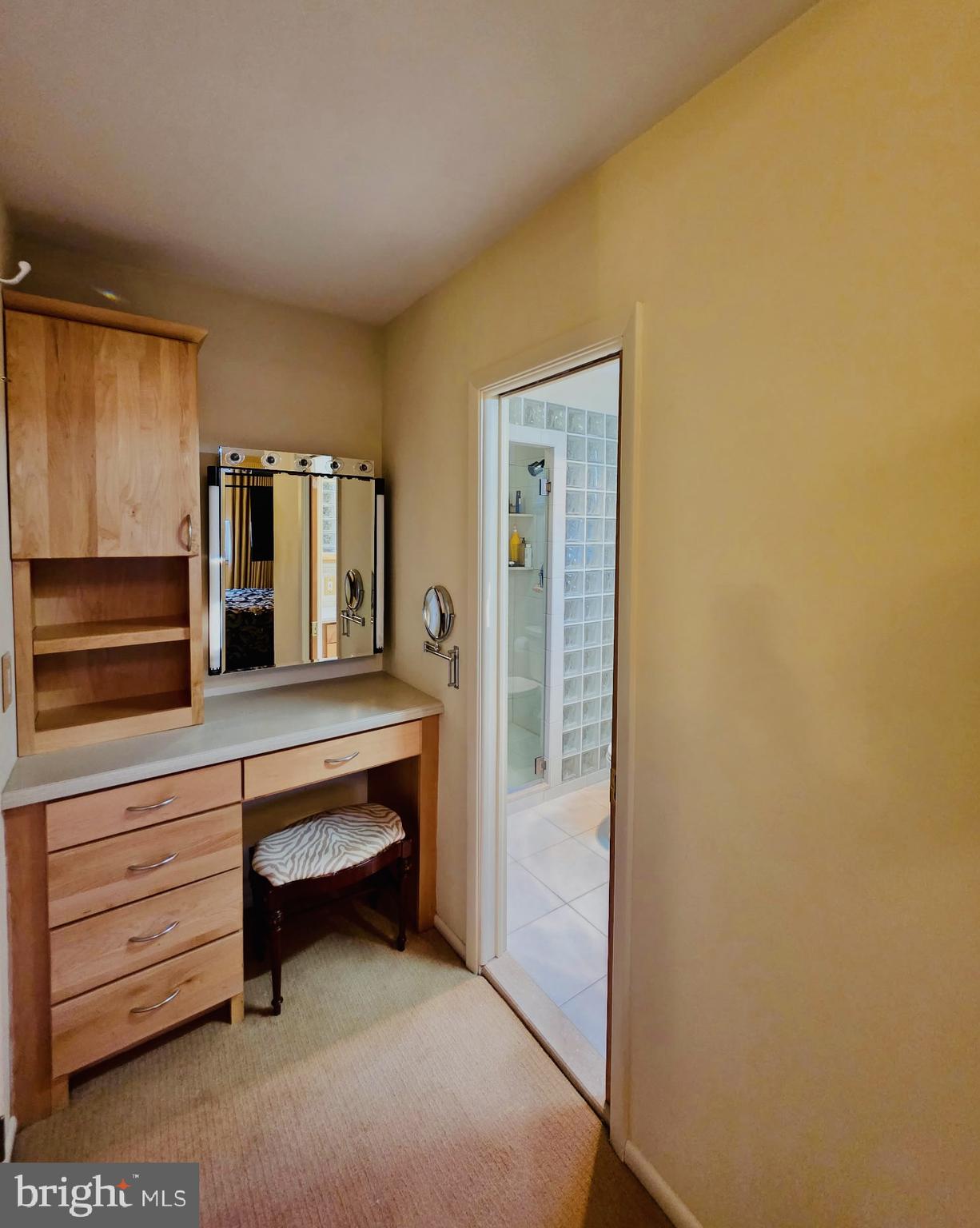 HUNTINGDON VALLEY - Residential