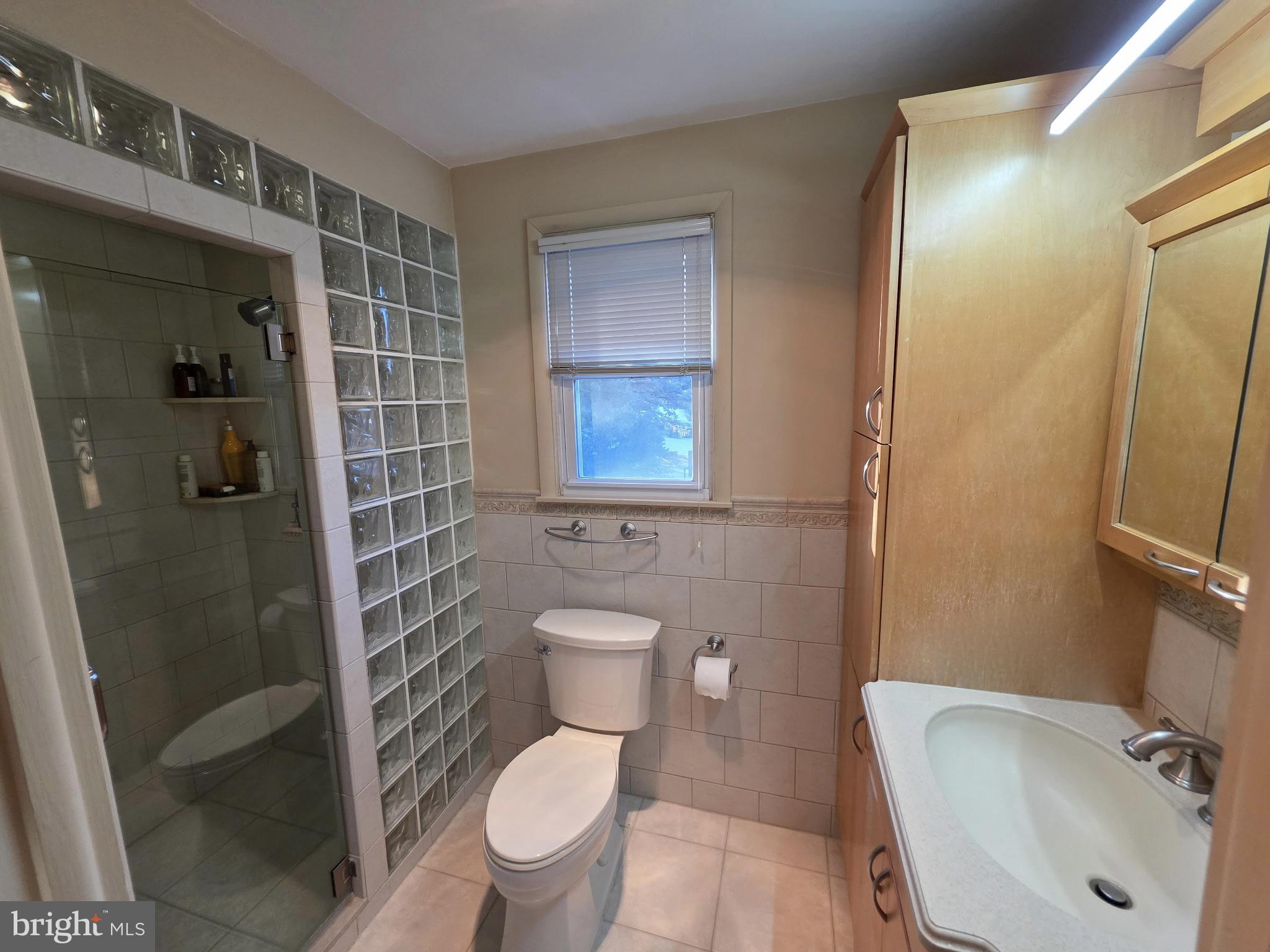 HUNTINGDON VALLEY - Residential