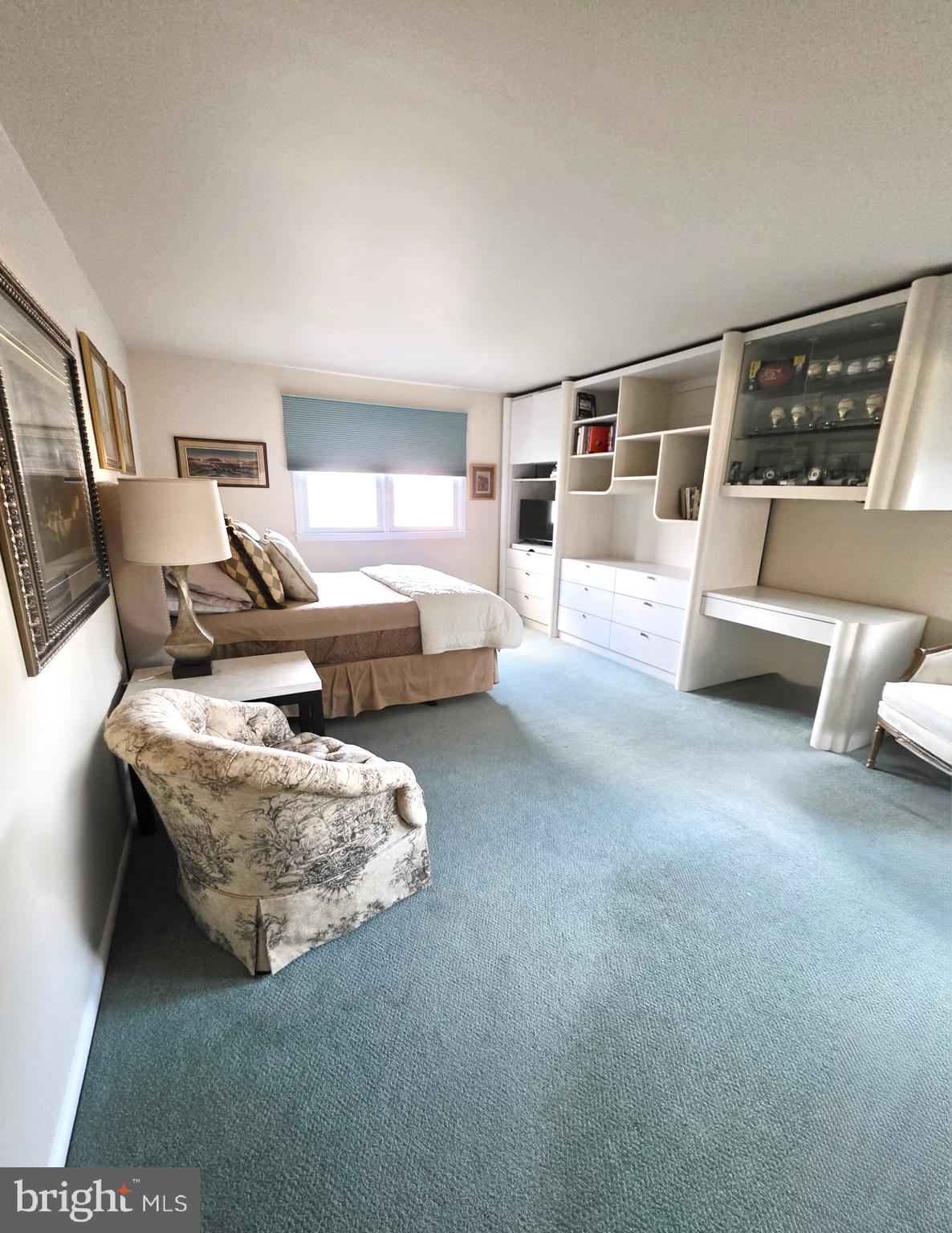 HUNTINGDON VALLEY - Residential