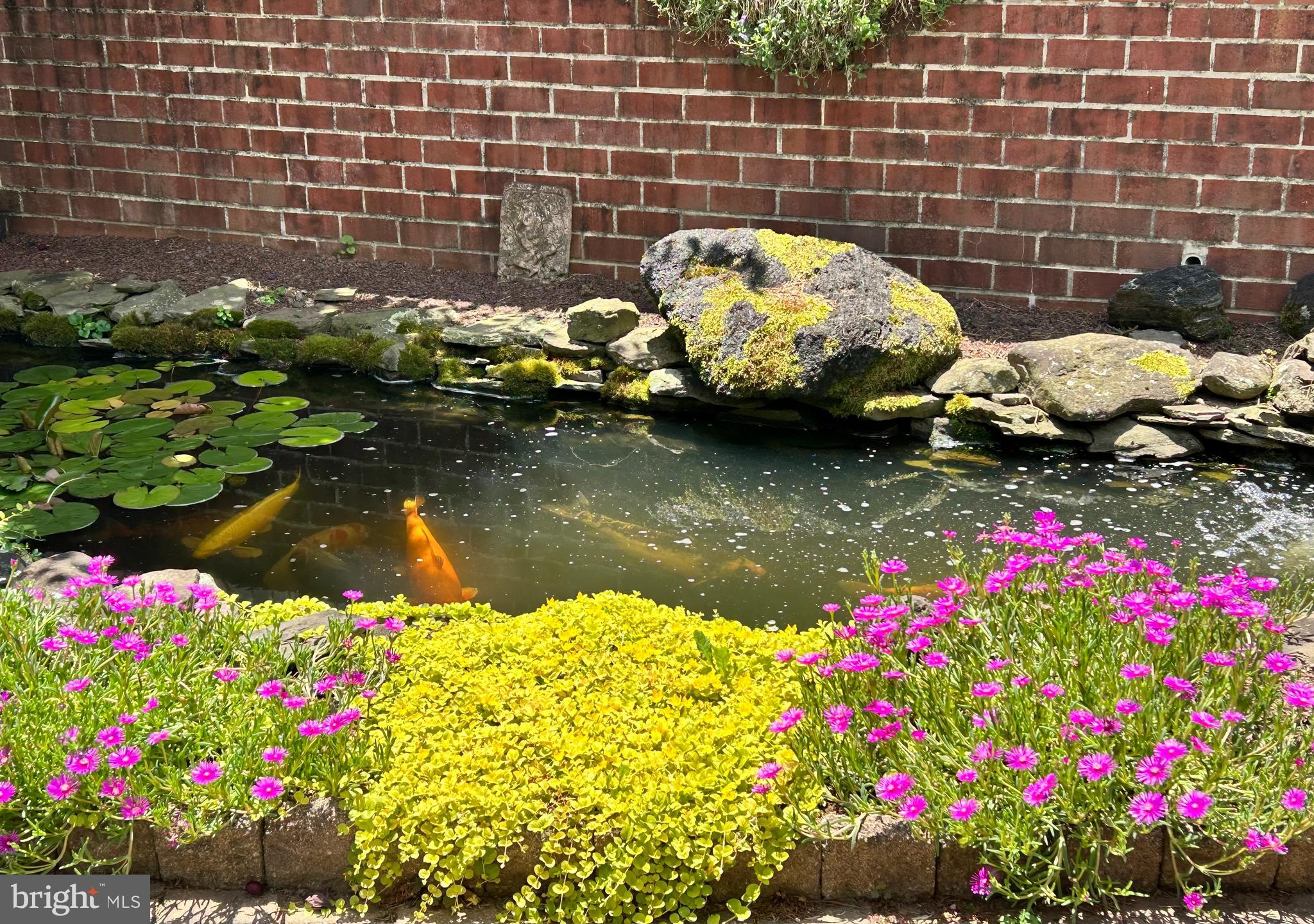 HUNTINGDON VALLEY - Residential