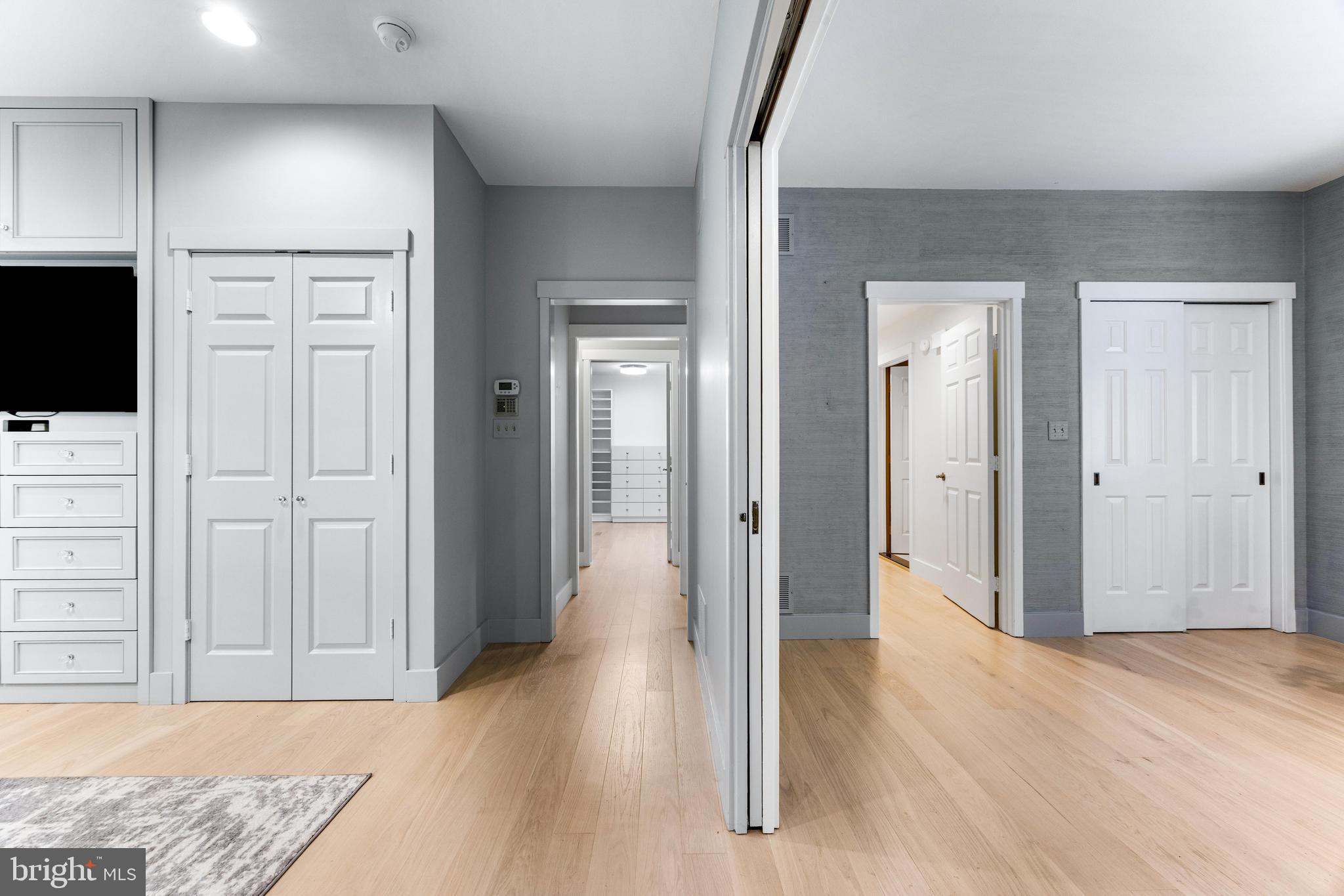 ROCKLAND - Residential