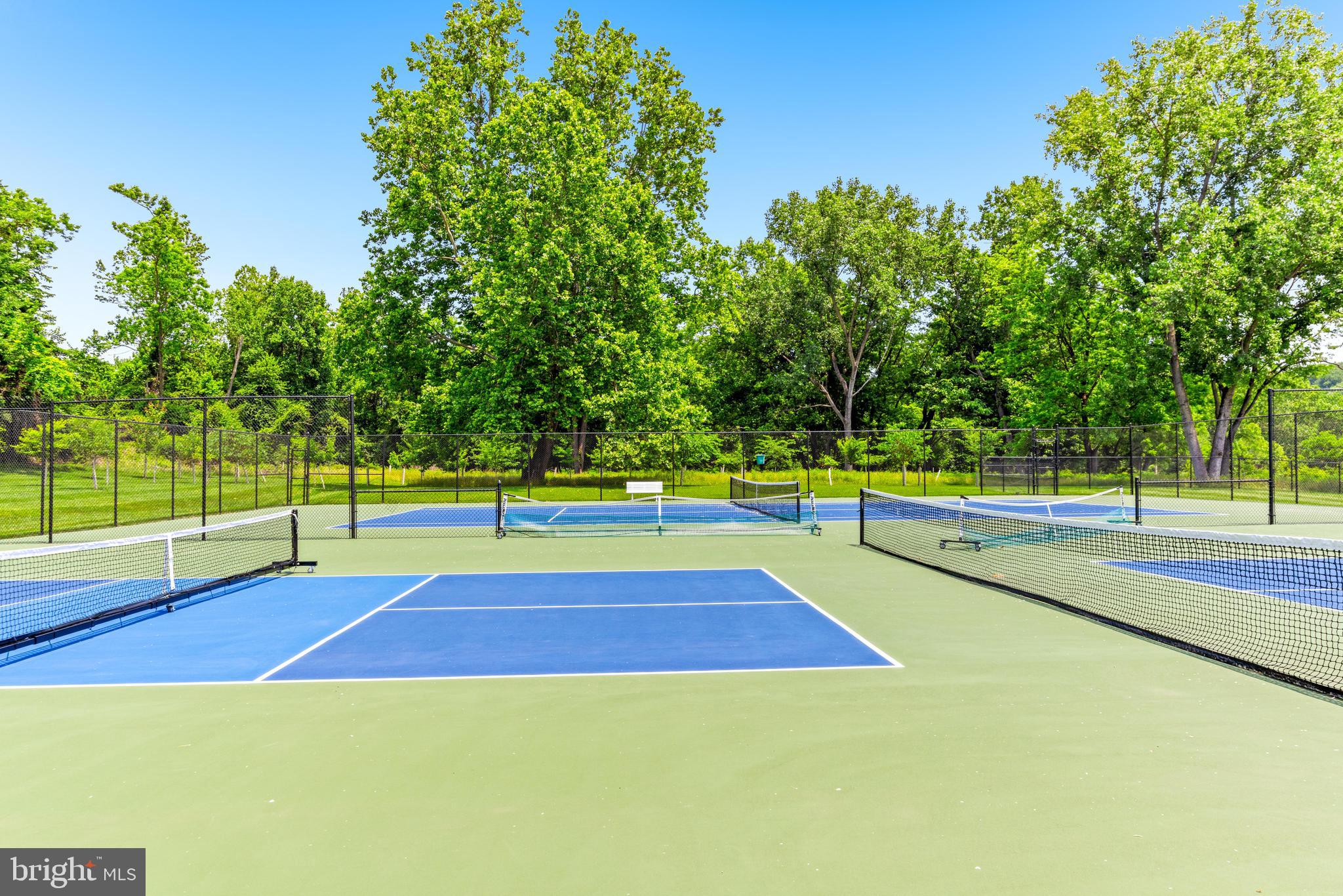 ROCKLAND - Residential