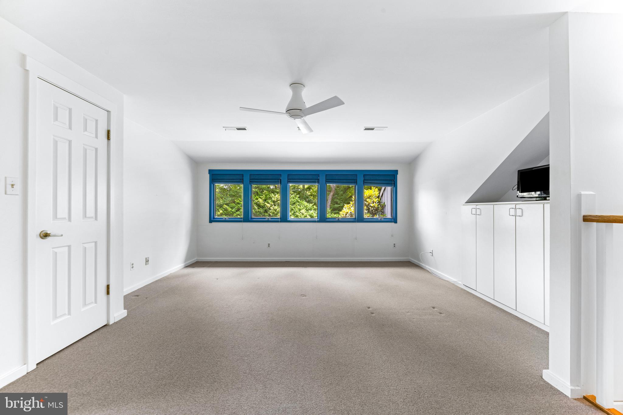 ROCKLAND - Residential