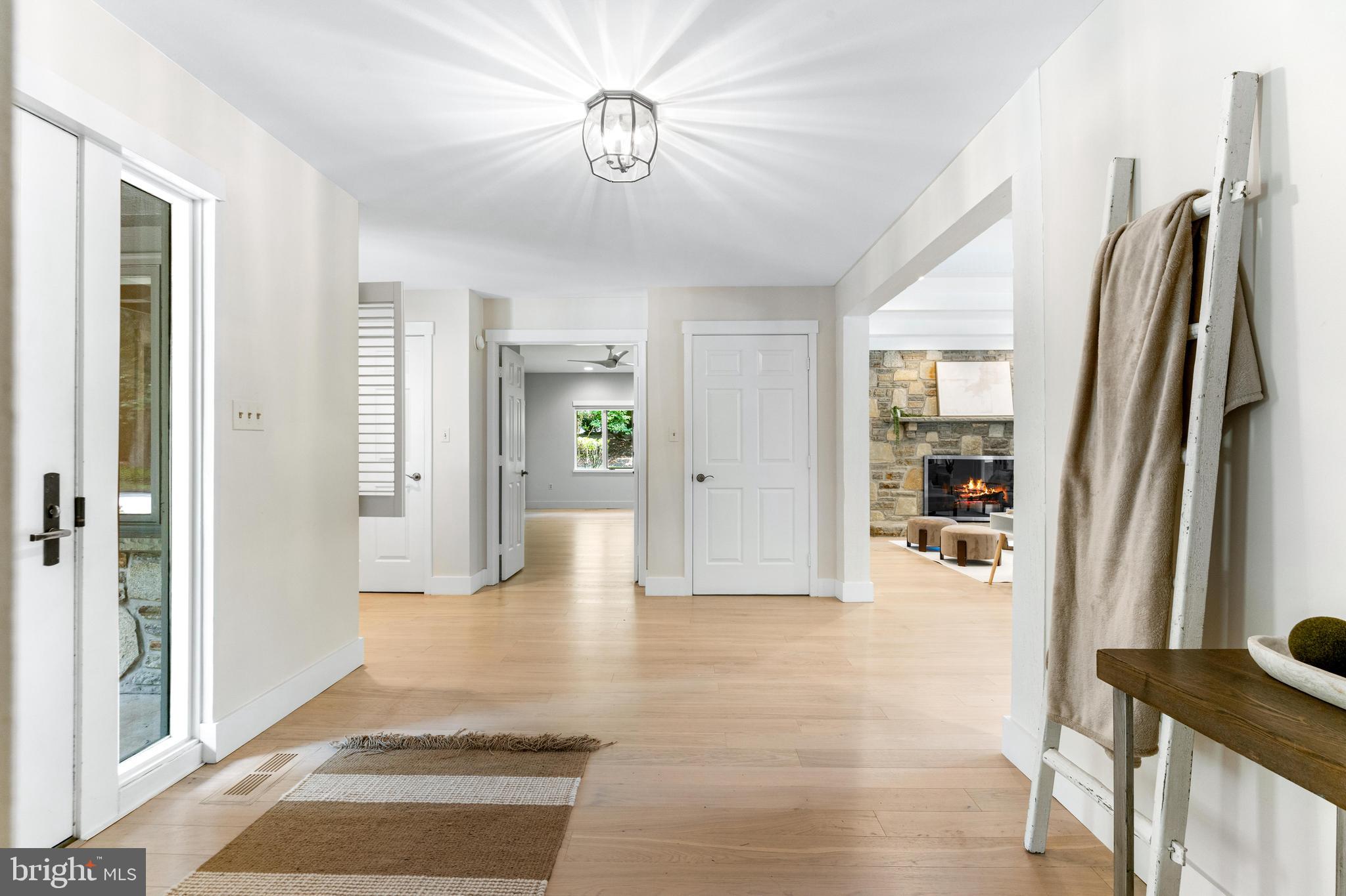 ROCKLAND - Residential