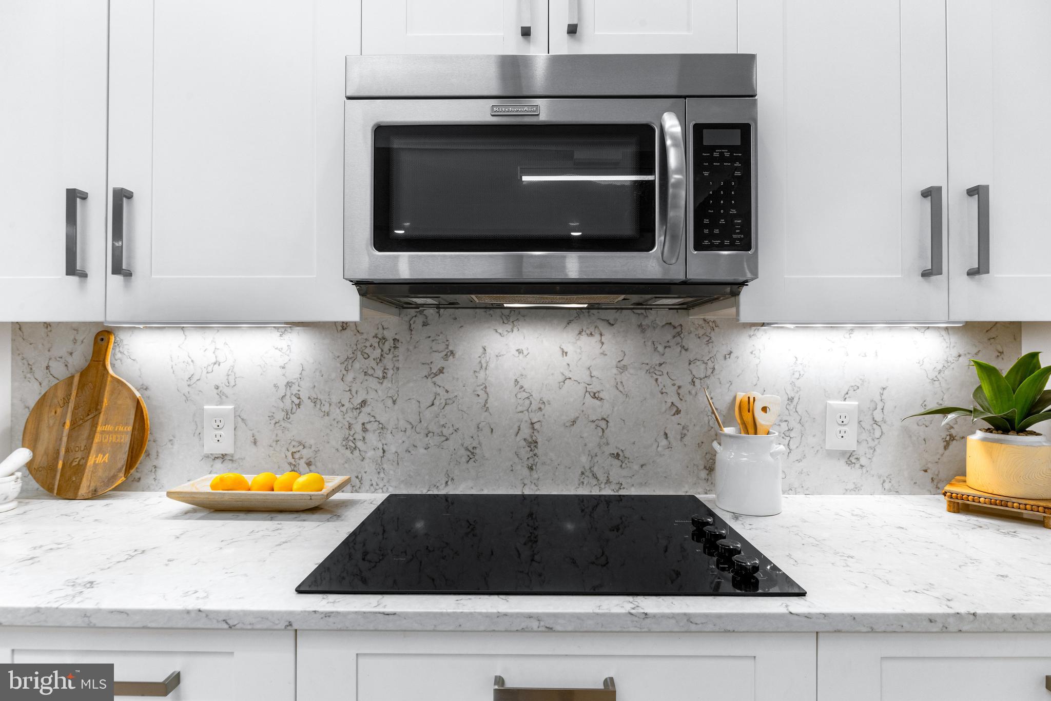 ROCKLAND - Residential