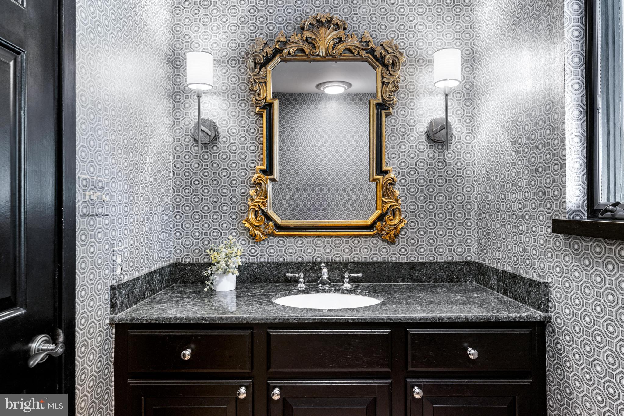 ROCKLAND - Residential