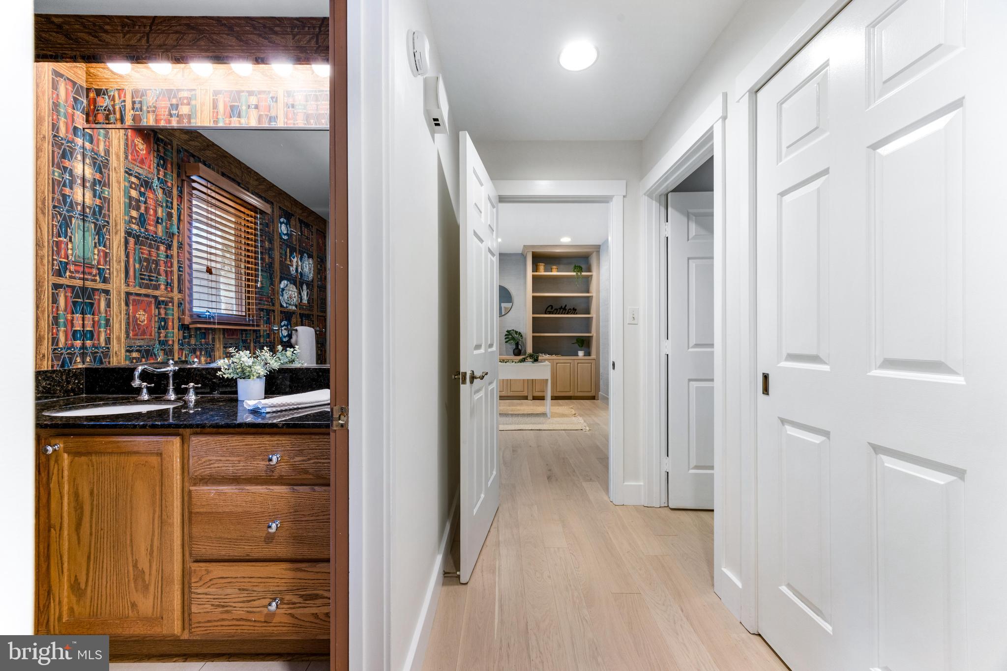 ROCKLAND - Residential