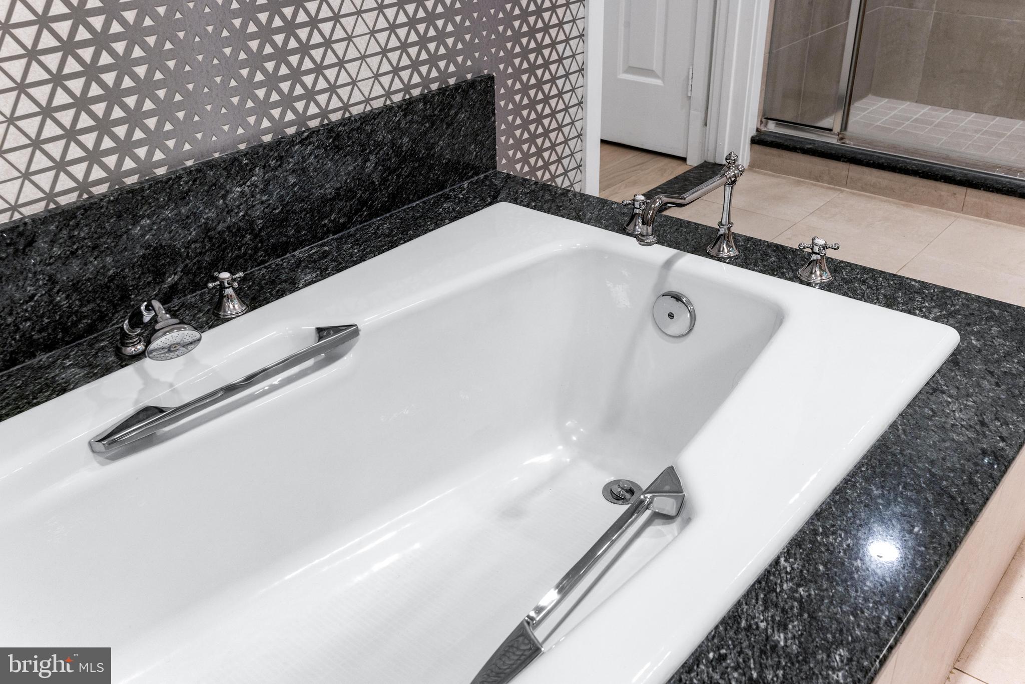 ROCKLAND - Residential