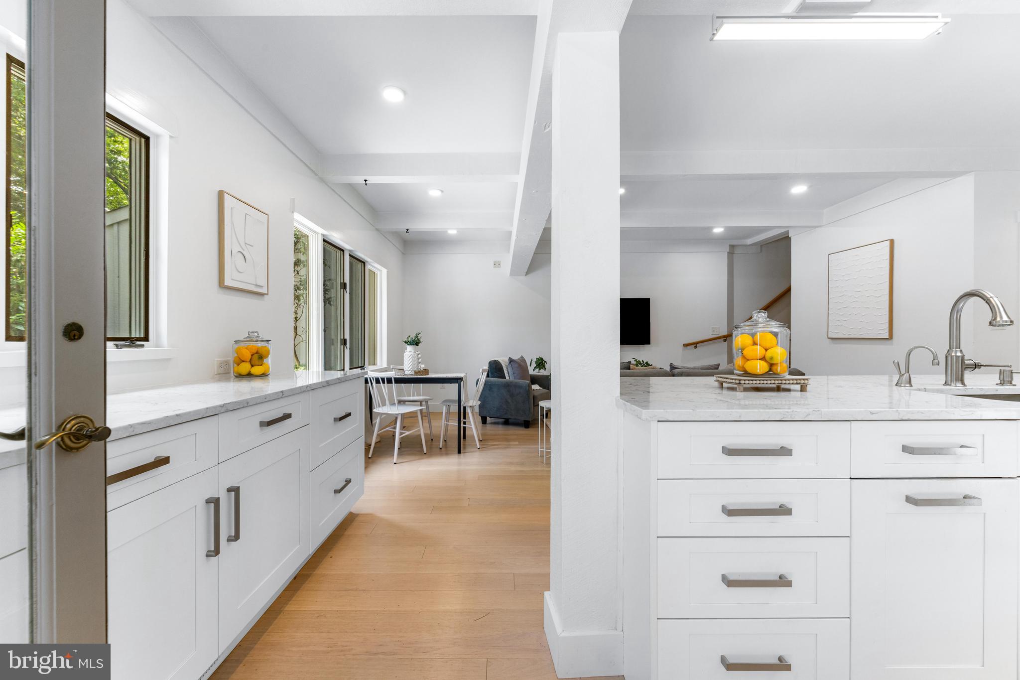 ROCKLAND - Residential