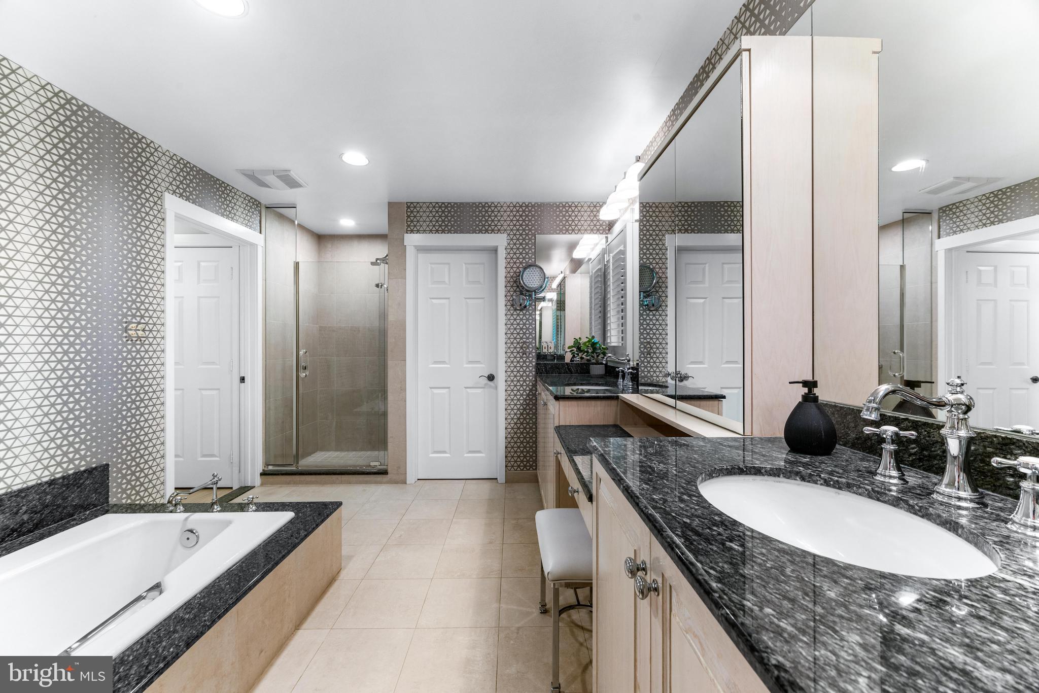 ROCKLAND - Residential