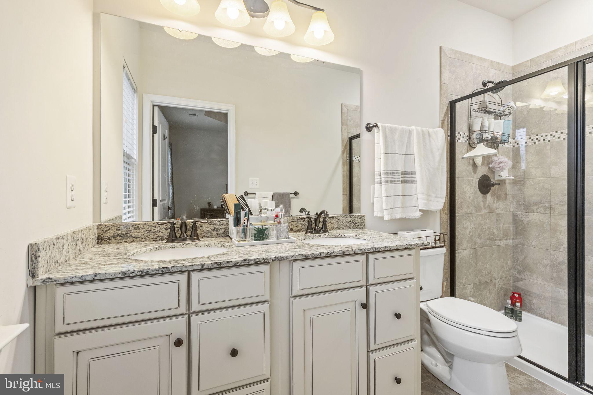 TOWNES AT BYNUM RUN - Residential