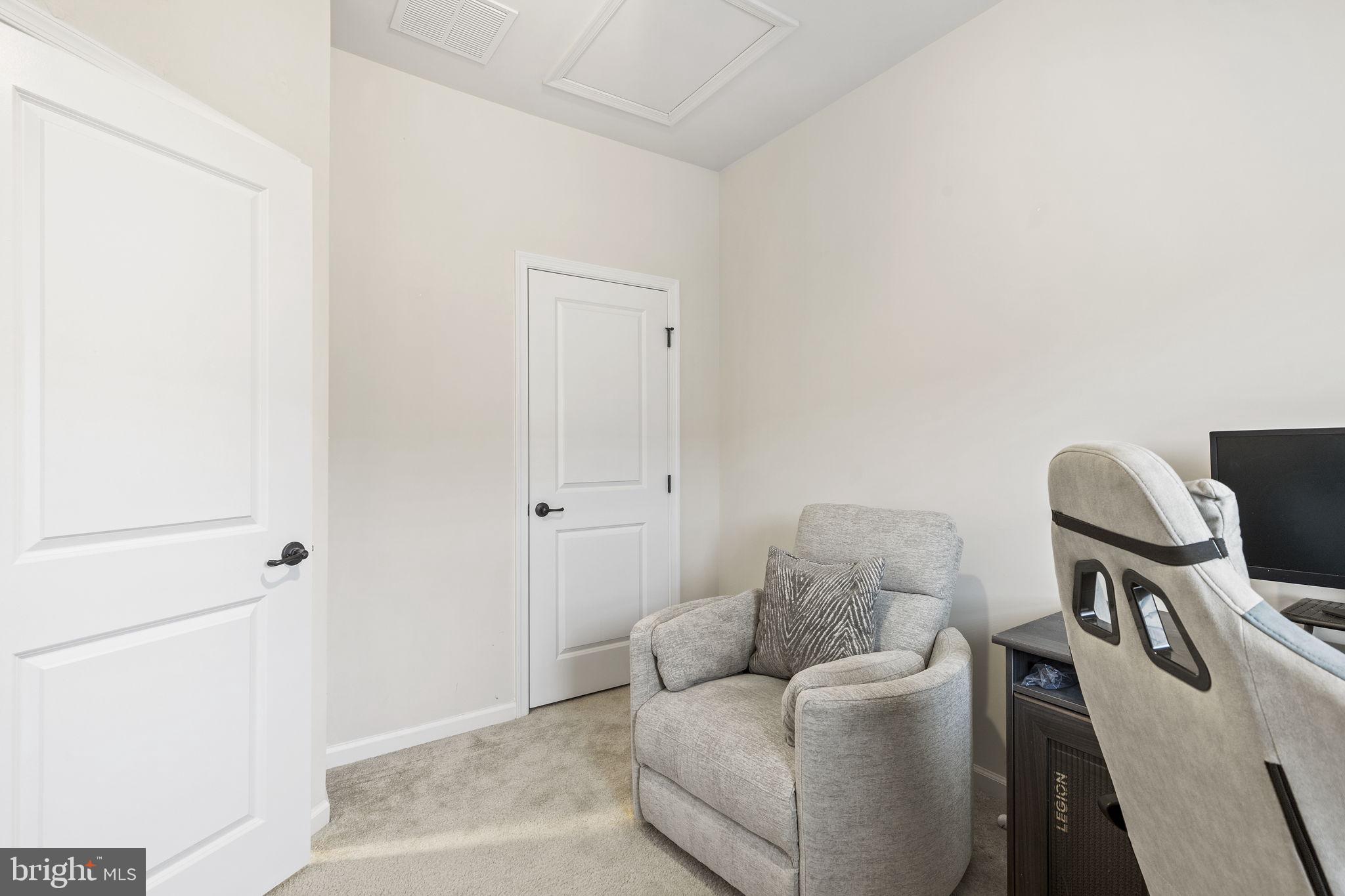 TOWNES AT BYNUM RUN - Residential