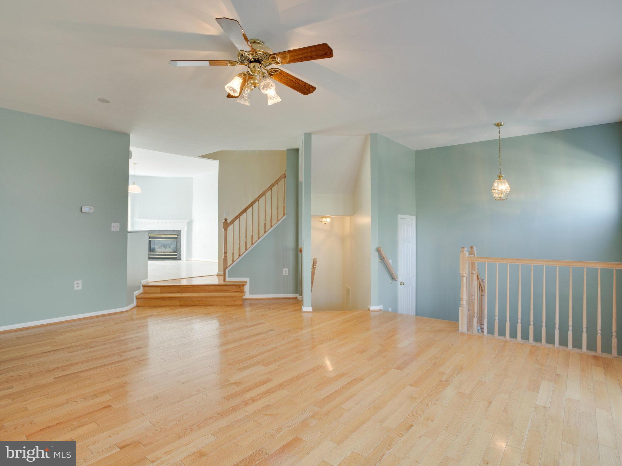 POTOMAC LAKES - Residential Lease