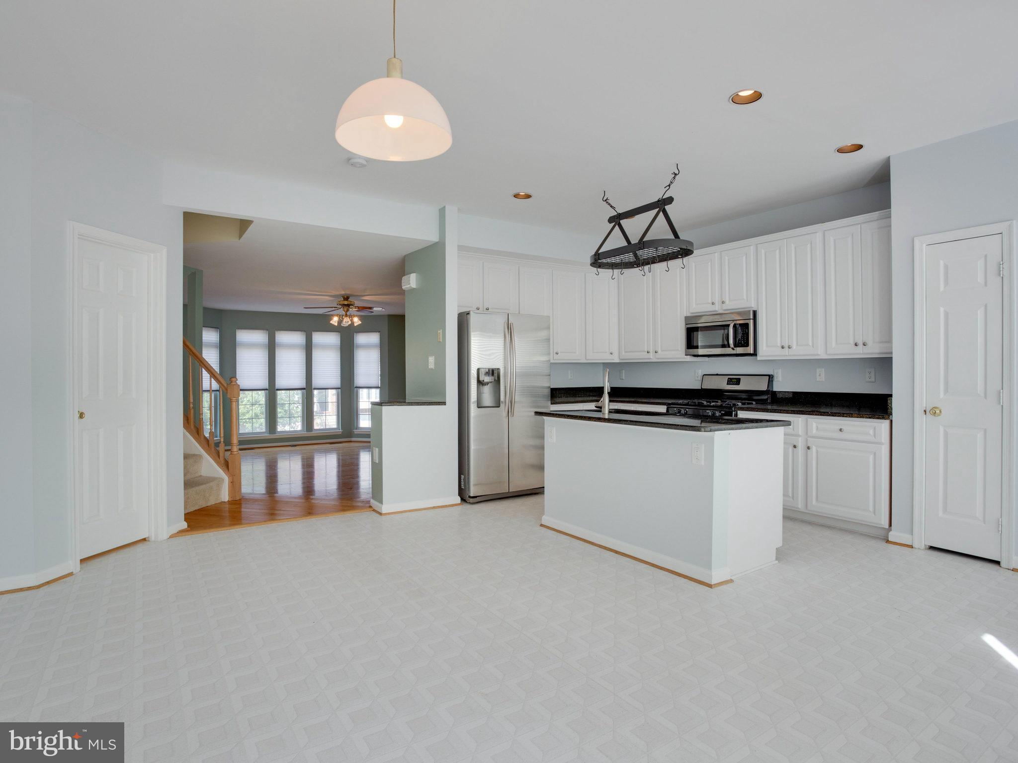 POTOMAC LAKES - Residential Lease