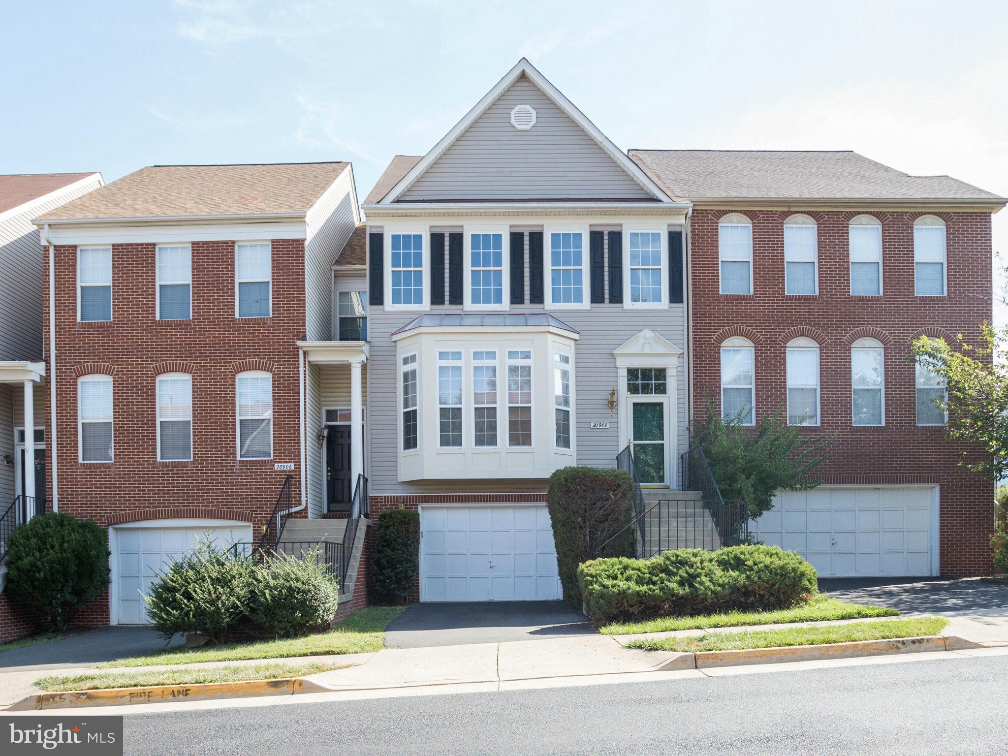 POTOMAC LAKES - Residential Lease