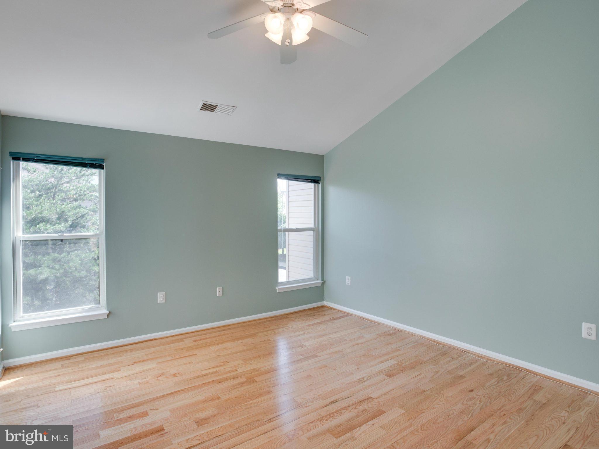 POTOMAC LAKES - Residential Lease