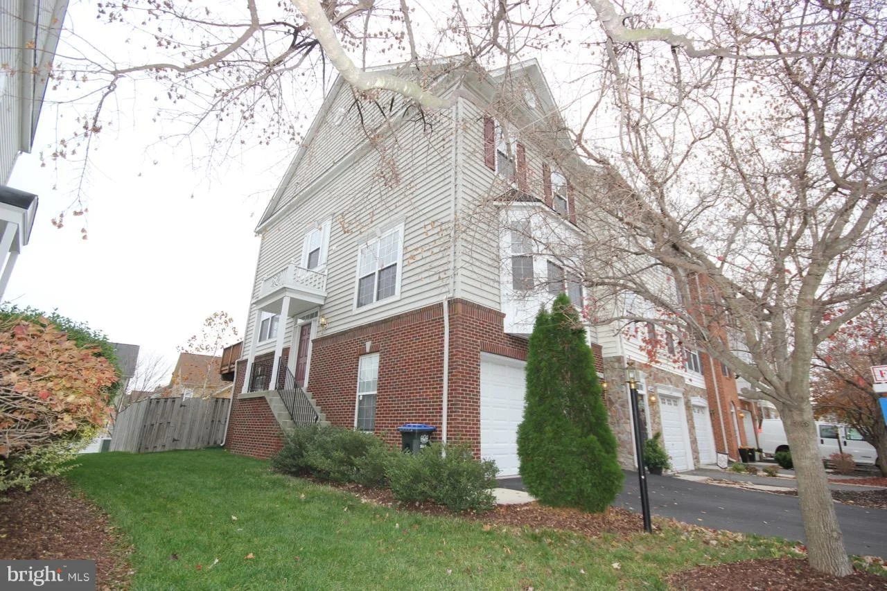 42531 Magellan Square, Ashburn, VA 20148