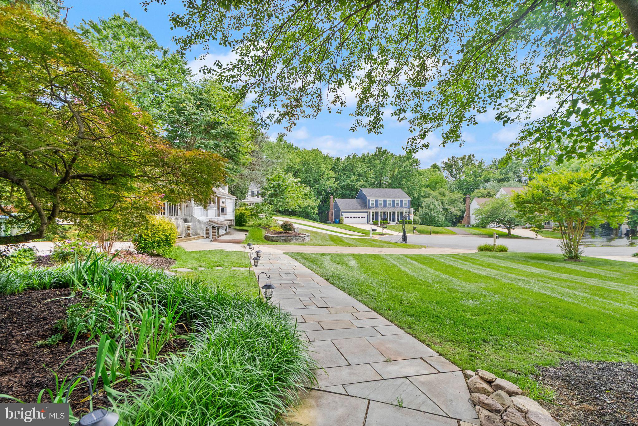 1631 AUTUMNWOOD DRIVE