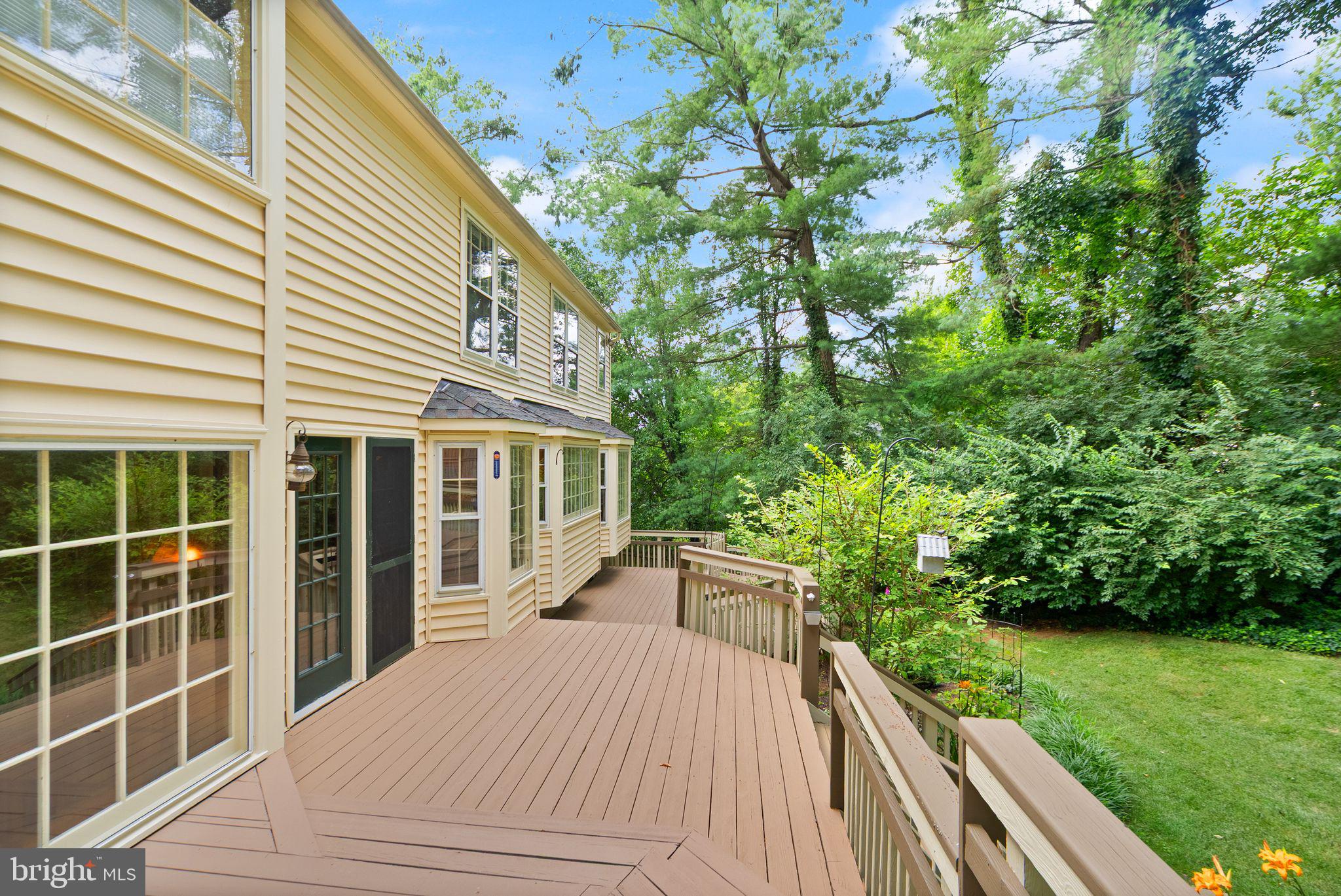 RESTON - Residential