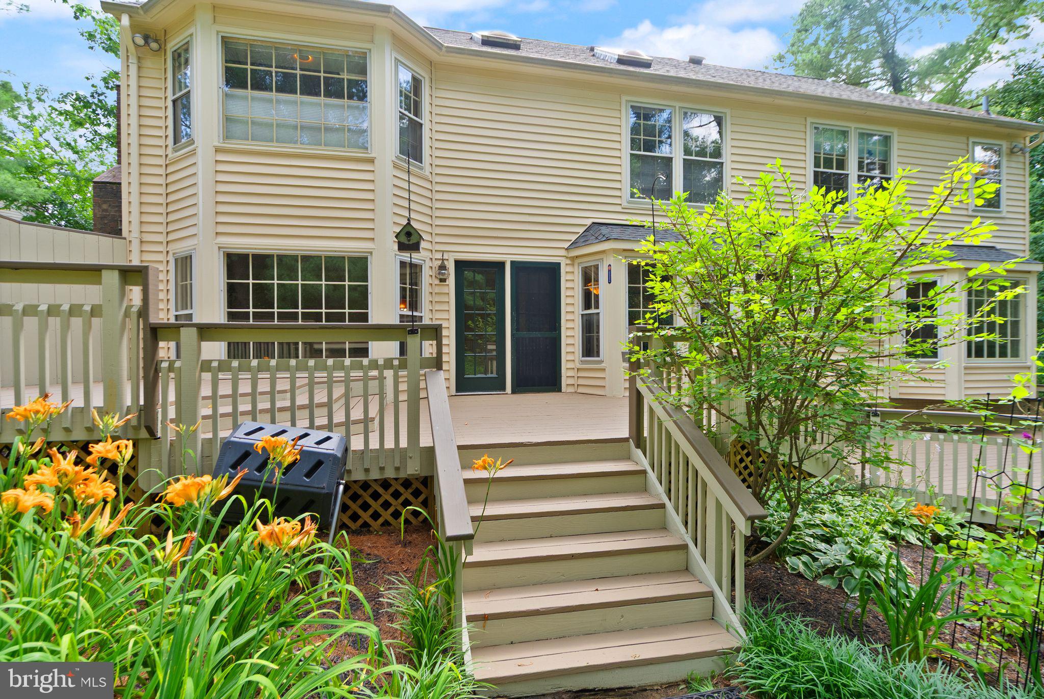 RESTON - Residential