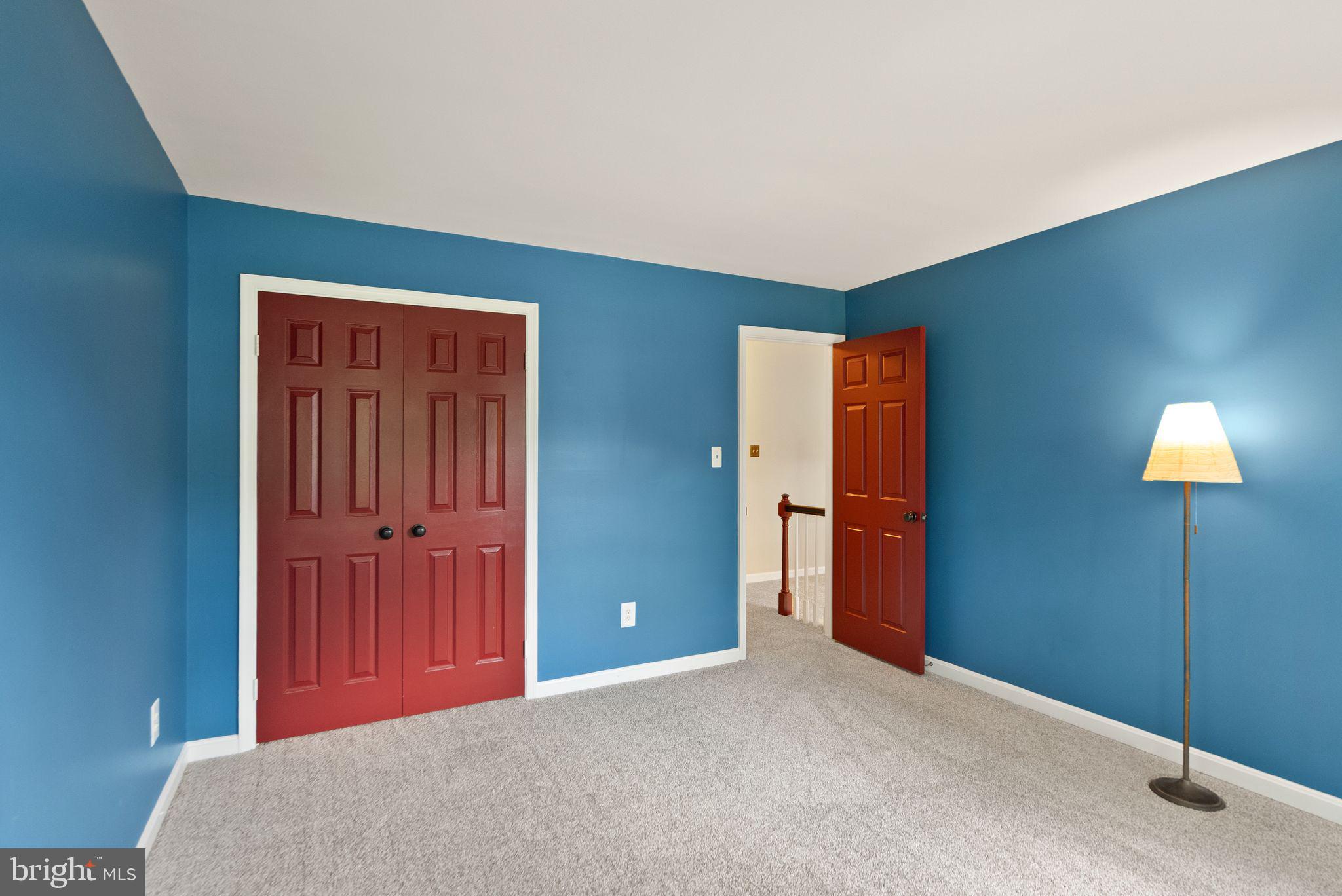 RESTON - Residential