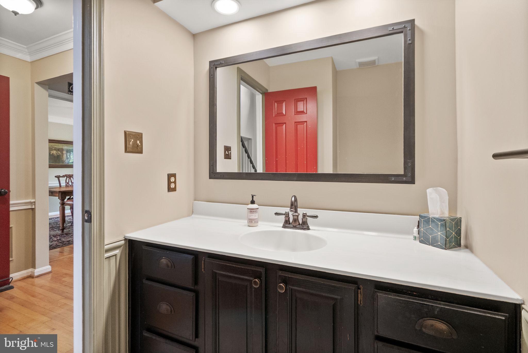 RESTON - Residential