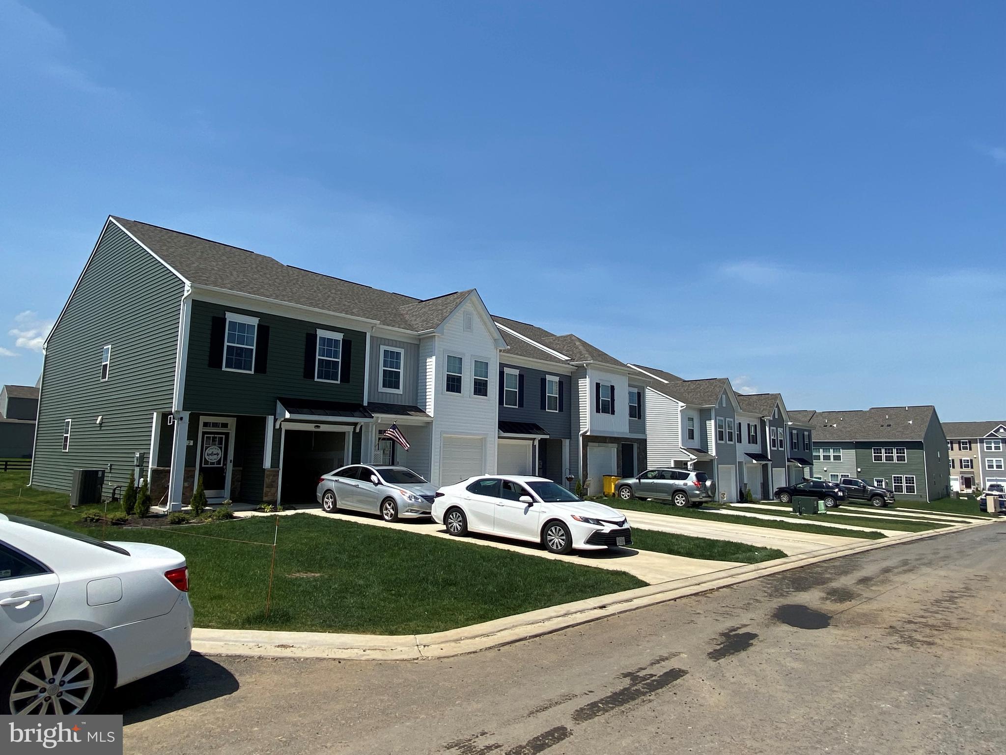 MCCAULEY CROSSING - Residential