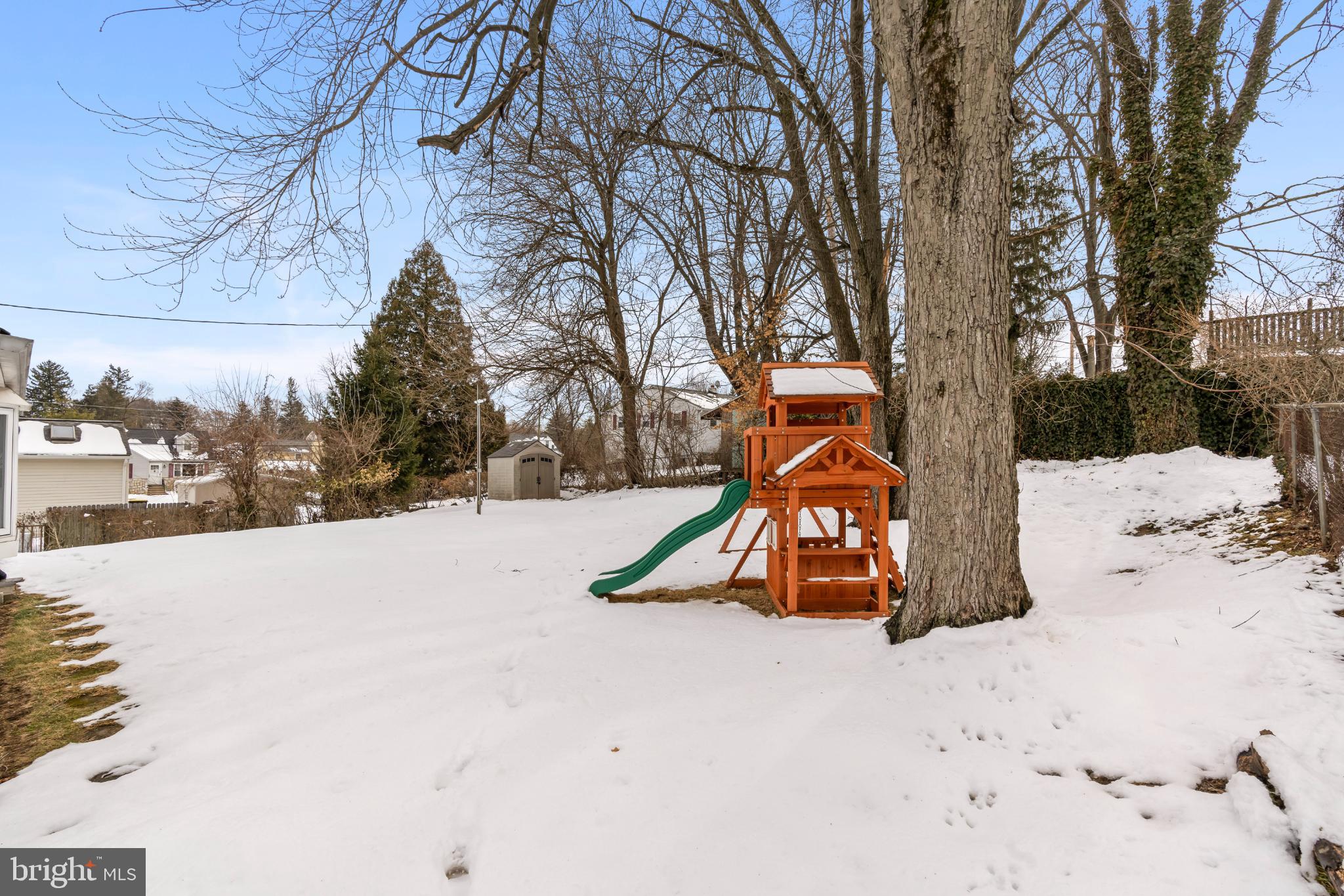 HIDDEN CREEK - Residential