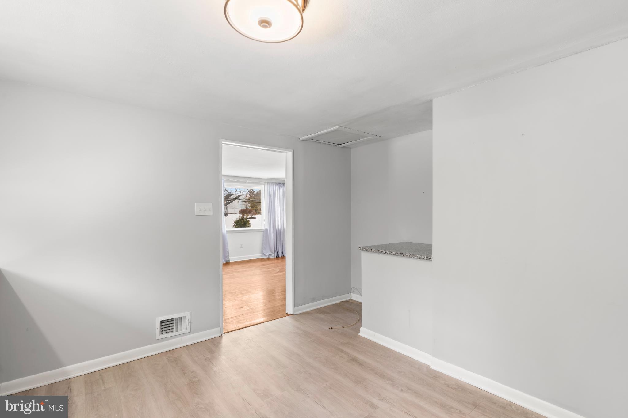 HIDDEN CREEK - Residential