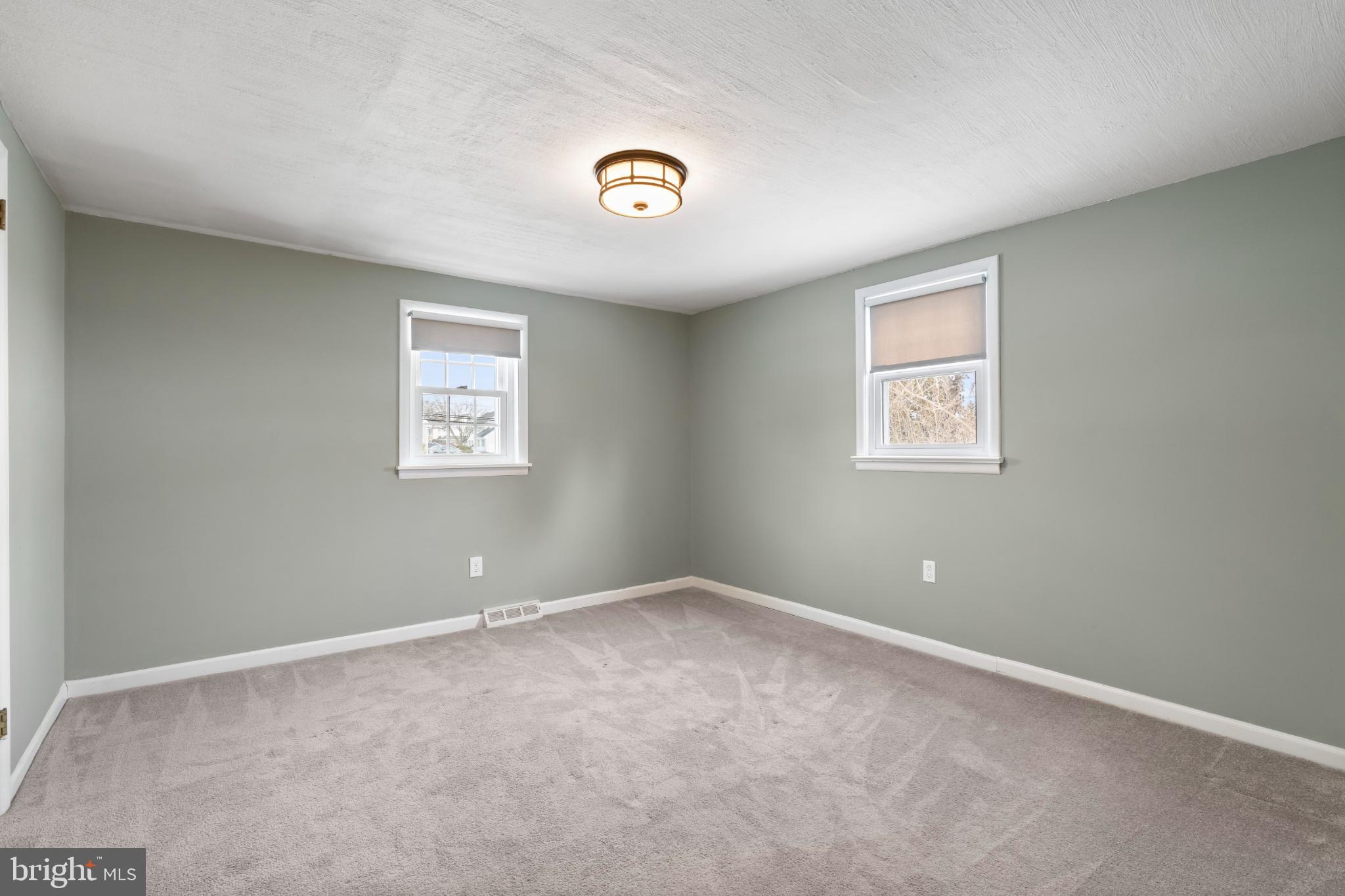 HIDDEN CREEK - Residential