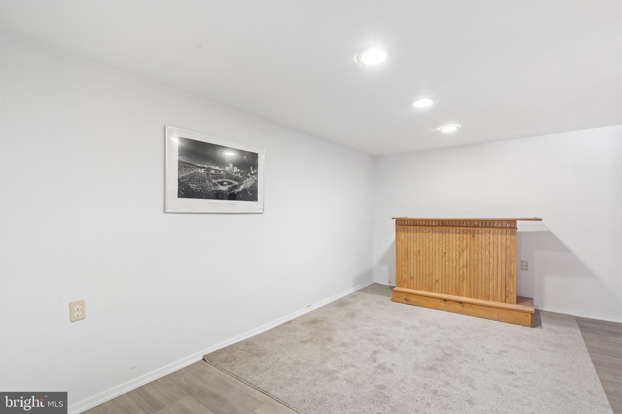 HIDDEN CREEK - Residential