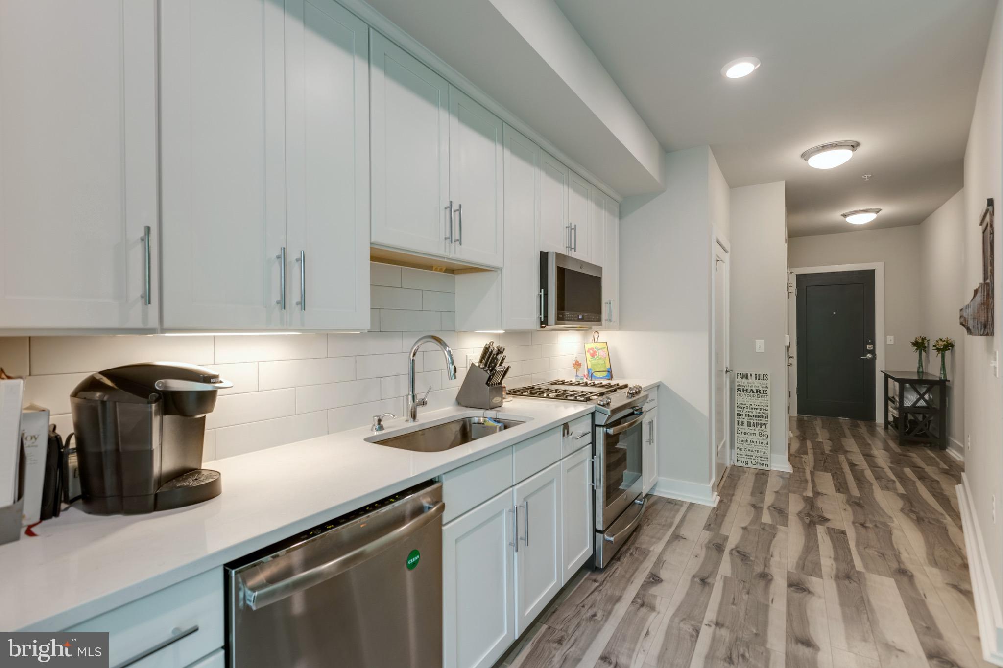 1800 MOUNT VERNON AVENUE 215