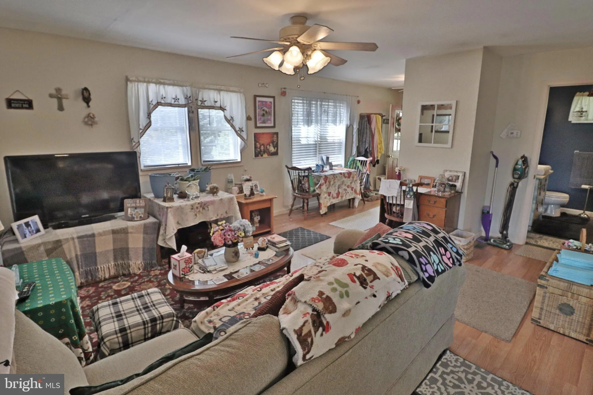 Reinholds, Pennsylvania 17569, United States, 1 Bedroom Bedrooms, ,Residential,Active,204345