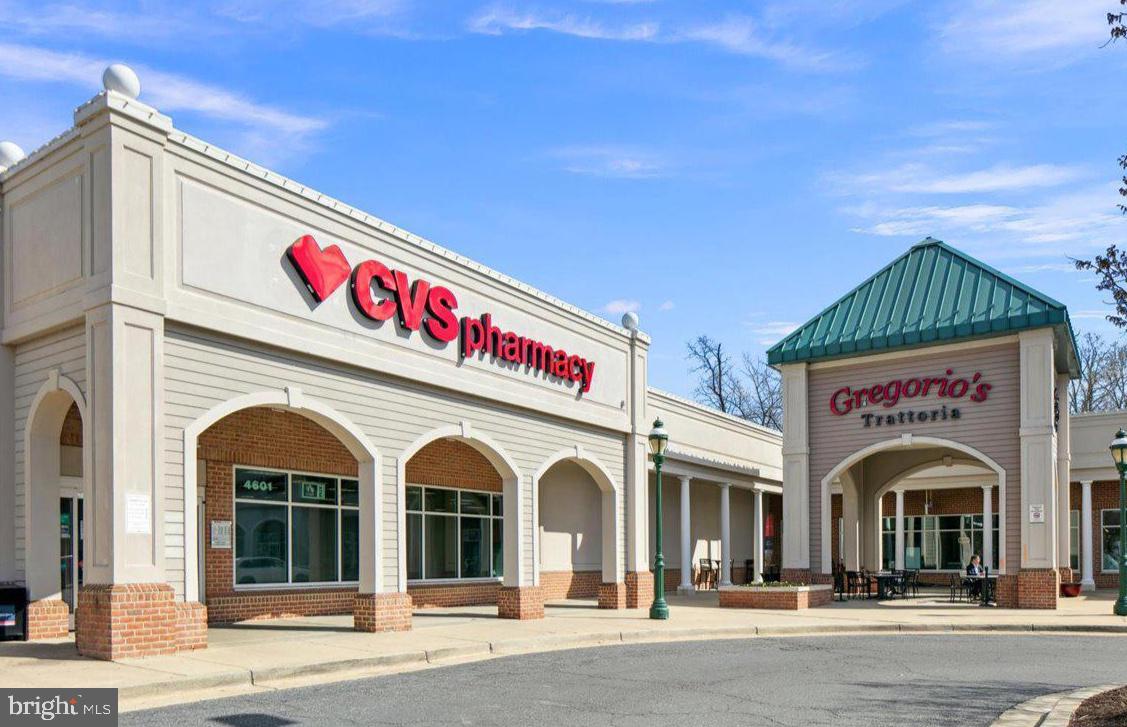 SUMNER VILLAGE - Residential