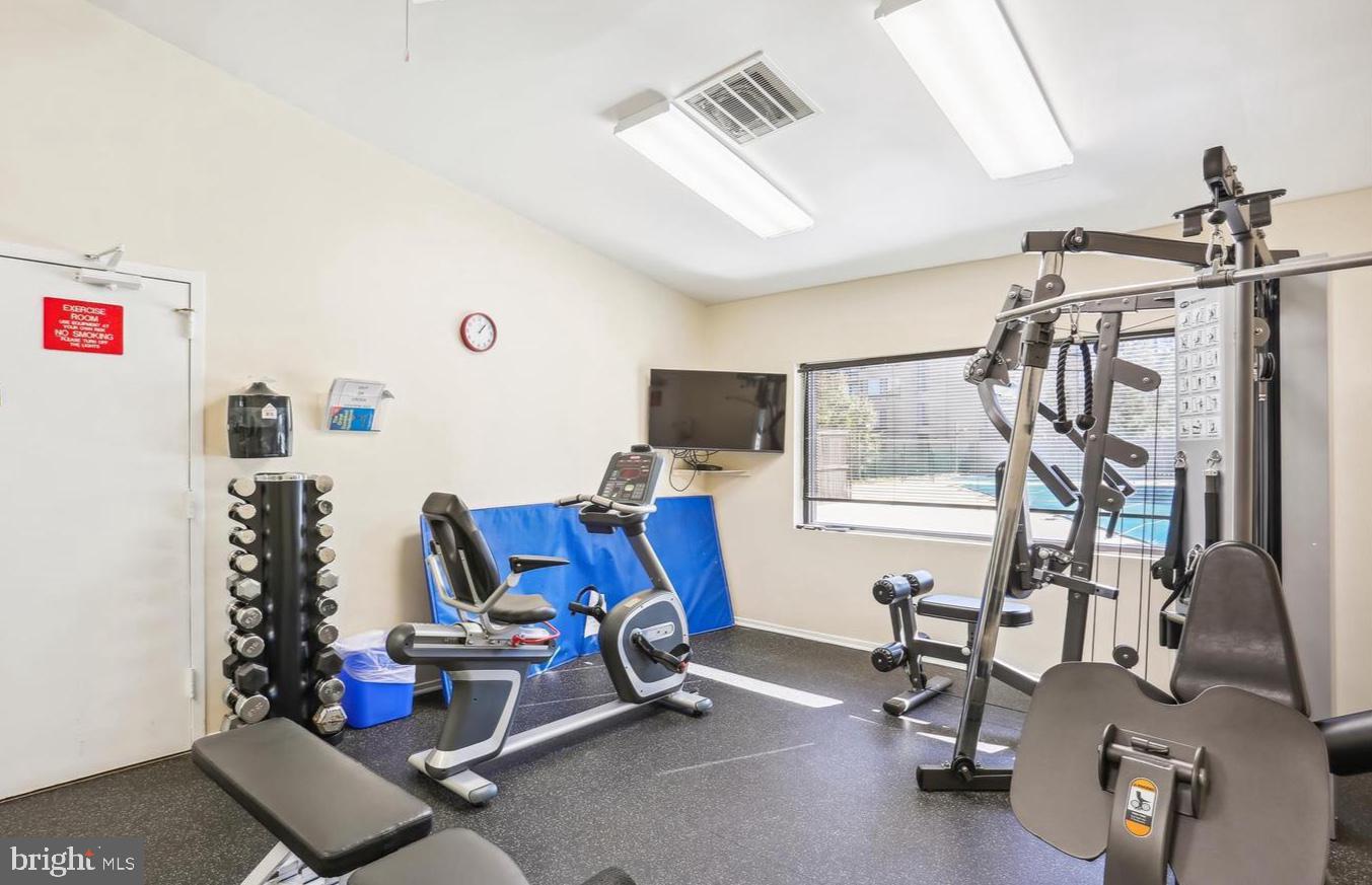 SUMNER VILLAGE - Residential