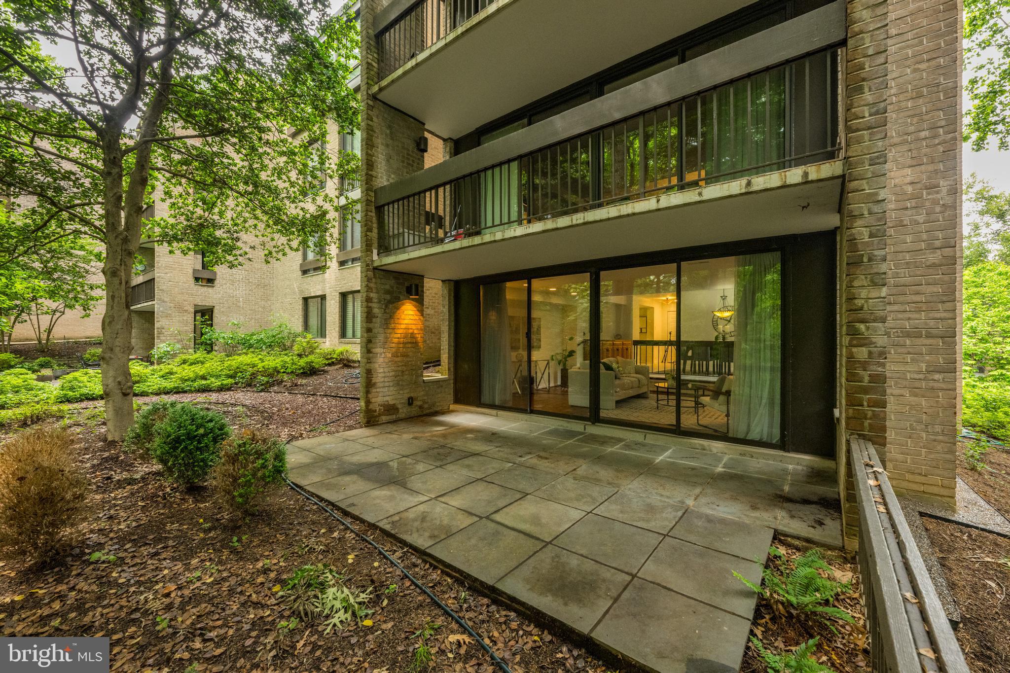 SUMNER VILLAGE - Residential