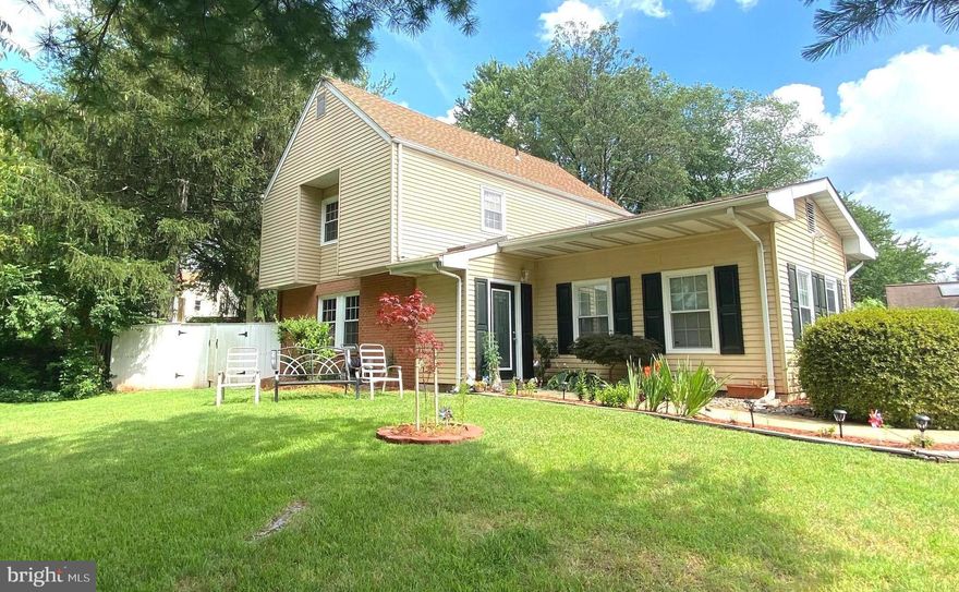 This is the ONE you have been waiting for. Sunny and Beautifully Home features, Hard to find  5 bedrooms,  
Large Two  Bedrooms on Main Level with Full Bathroom, One-Half Bathroom,   Upper Level  3 Bedrooms with Ceiling Fans and with a 2nd  Full Bathroom,  Large Master Bedrooms !!! Ceramic Tiles, Wood Floors, Granite Counters, Kitchen Island, SS Kitchen Appliances, Spacious Cabinets, Ceramic Backsplash, Bathrooms with porcelain Tiles, Freshly Painted, New Roof, New HVAC System, Fenced Backyard, Storage Shed, Patio. 
NO HOA,  Close to restaurants and main routes!!!!