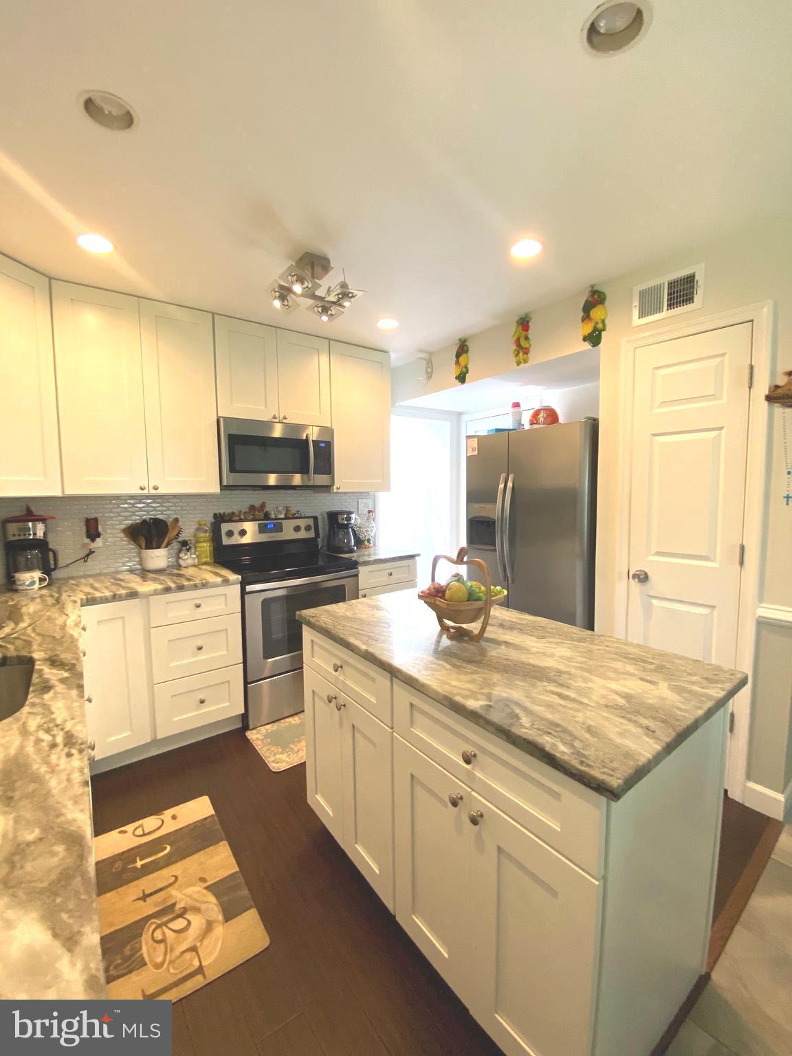 DEER PARK - Residential