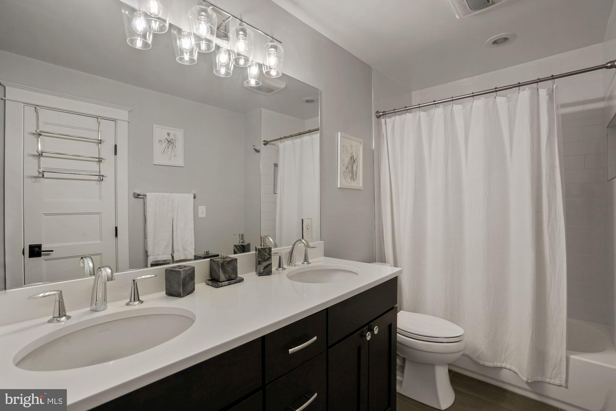 DEL RAY - Residential