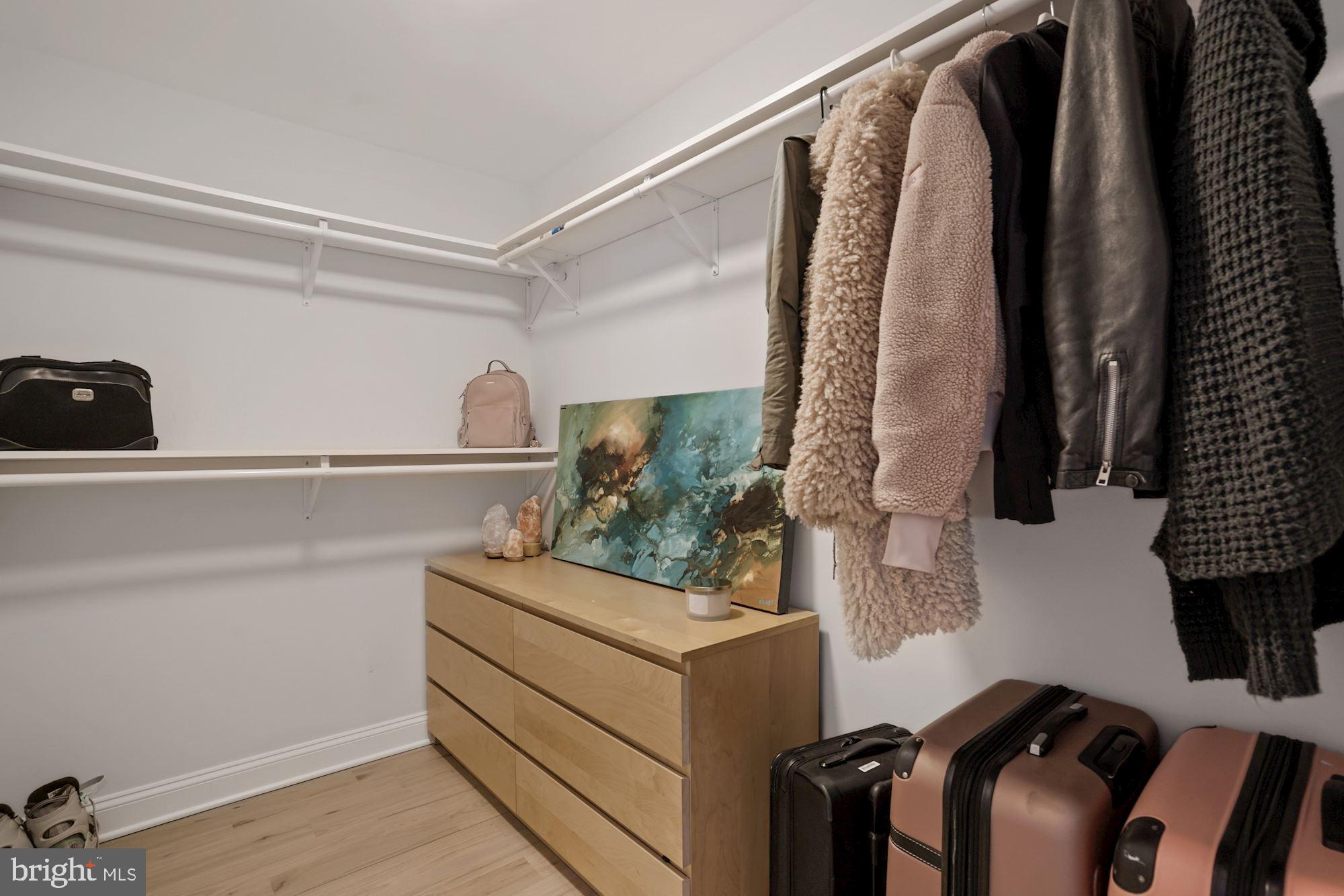 DEL RAY - Residential