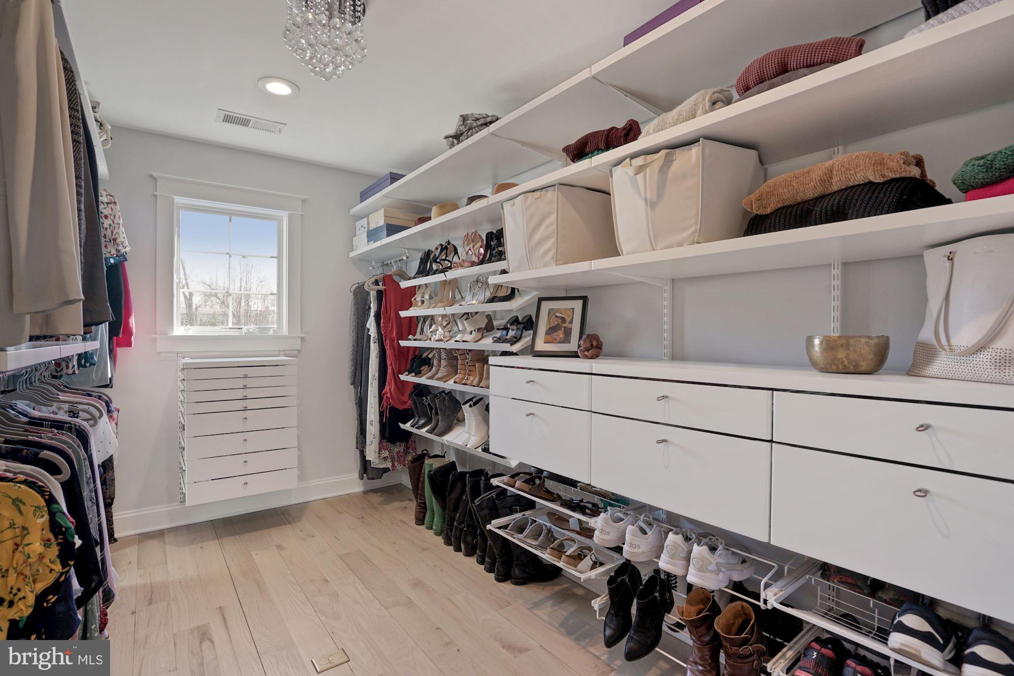 DEL RAY - Residential