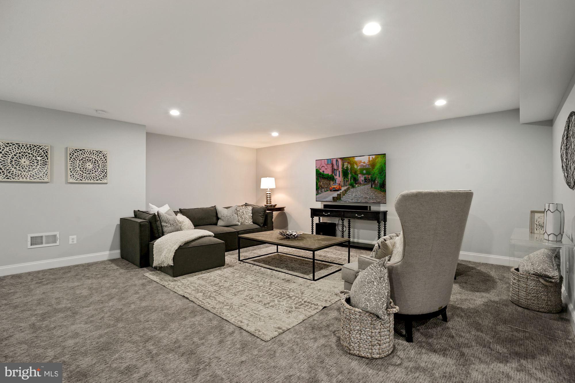 DEL RAY - Residential