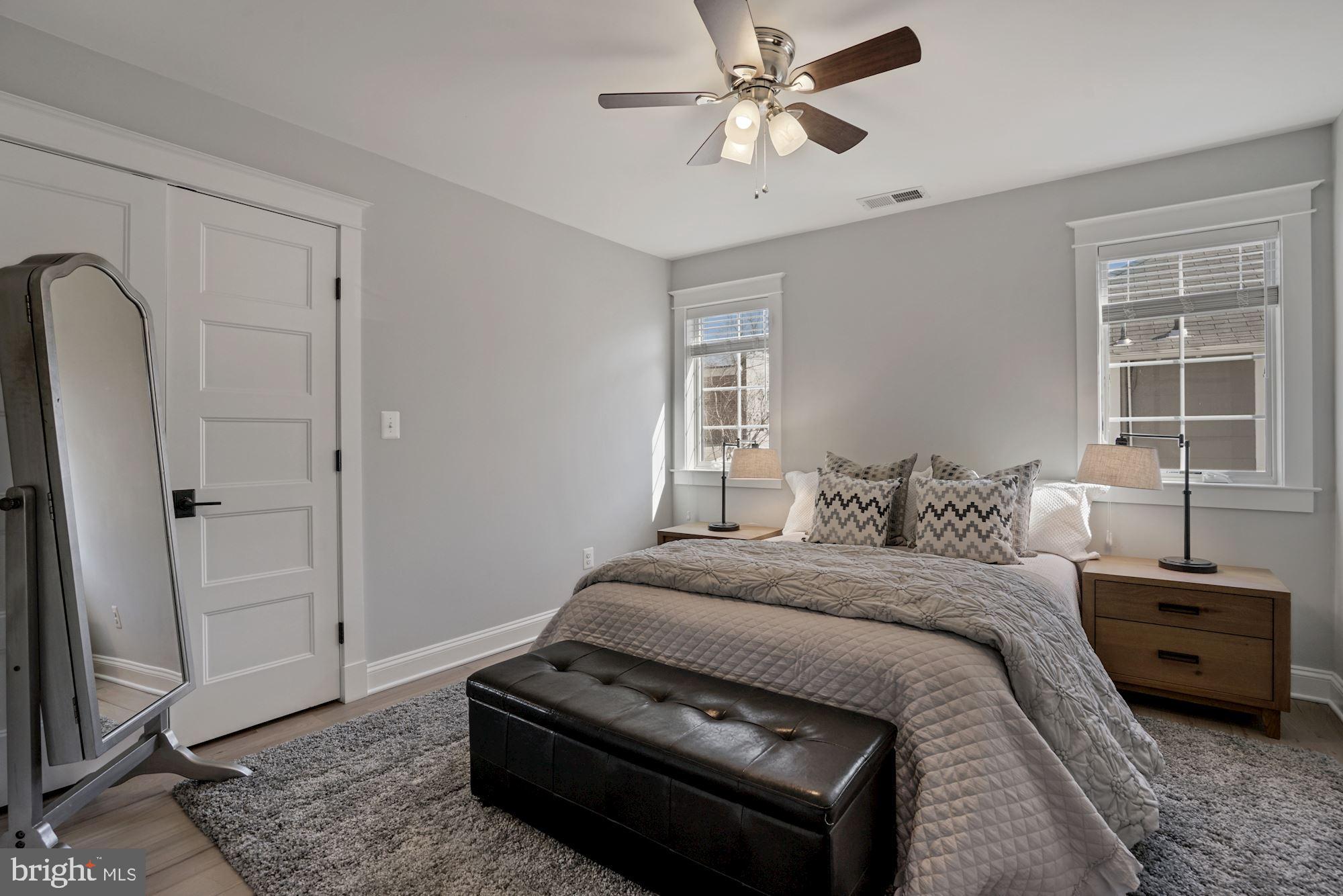 DEL RAY - Residential