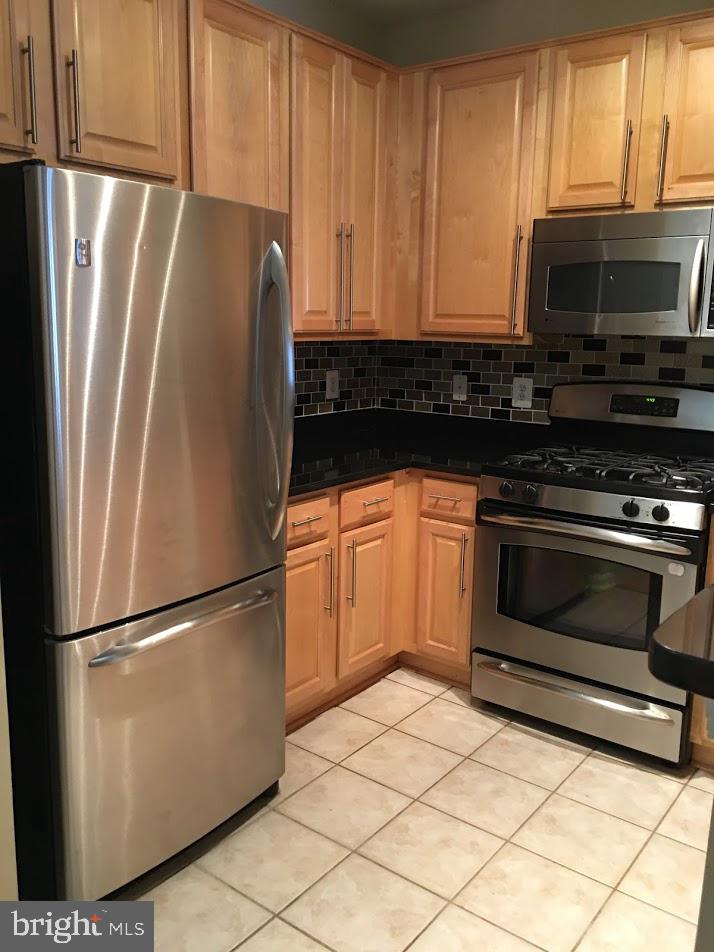 MARQUIS AT VIENNA STATION - Residential Lease